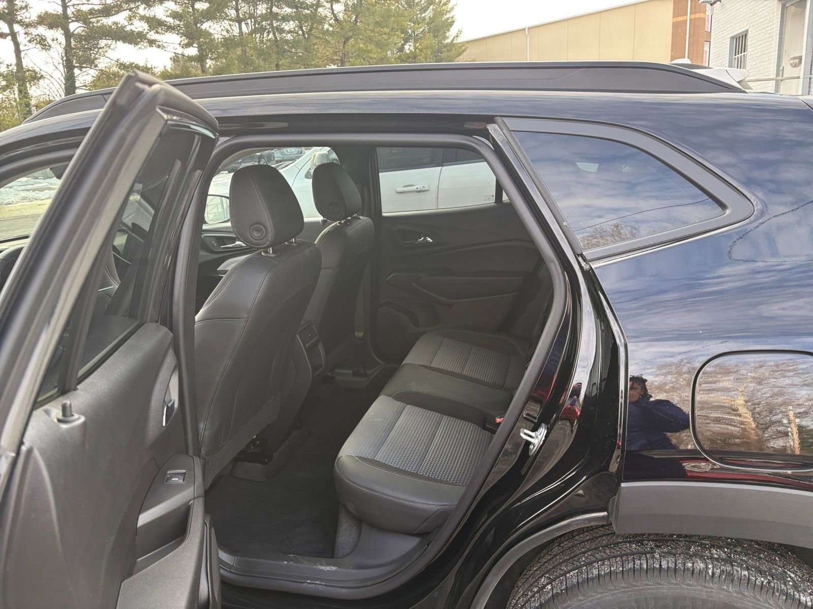 Thumbnail: 2025 Chevrolet Trax - 23