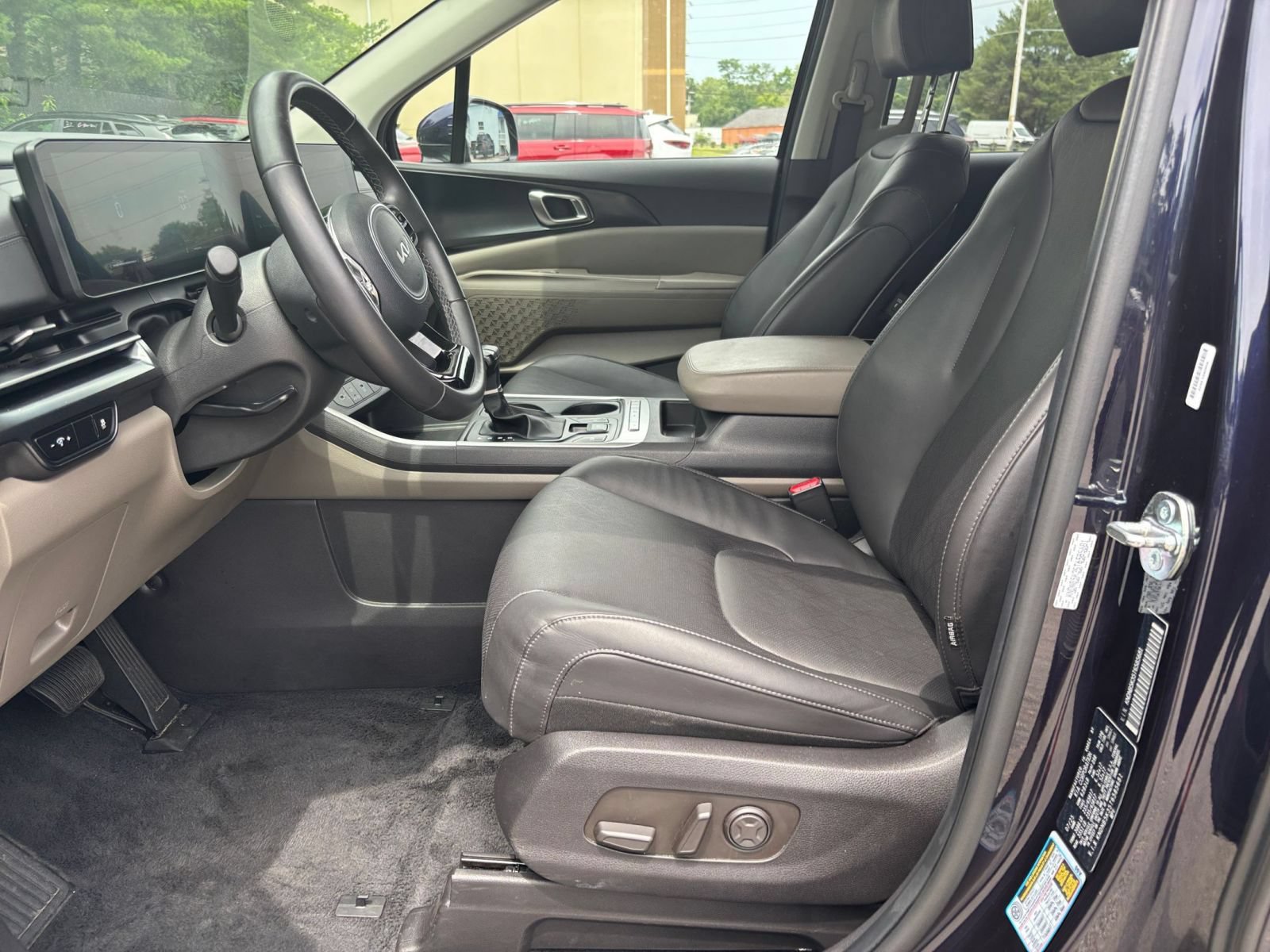 Thumbnail: 2026 Kia Carnival - 27