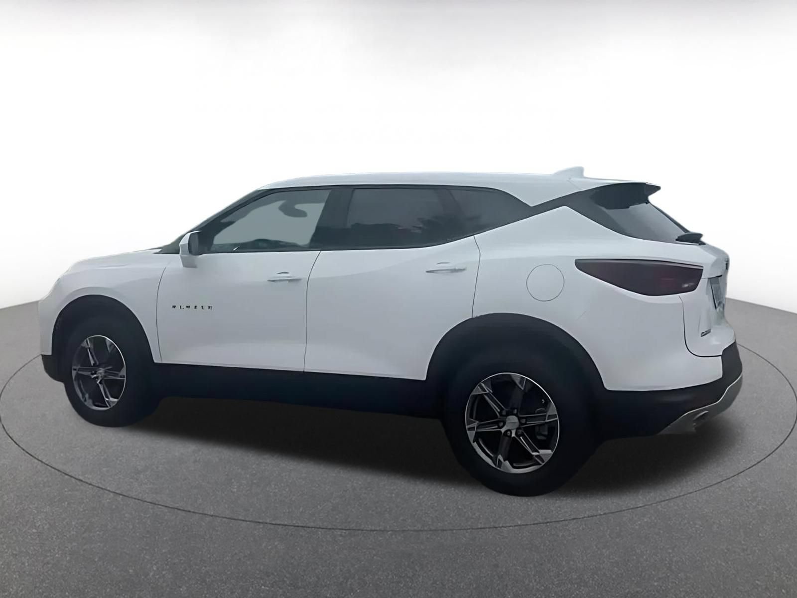 Thumbnail: 2025 Chevrolet Blazer - 9