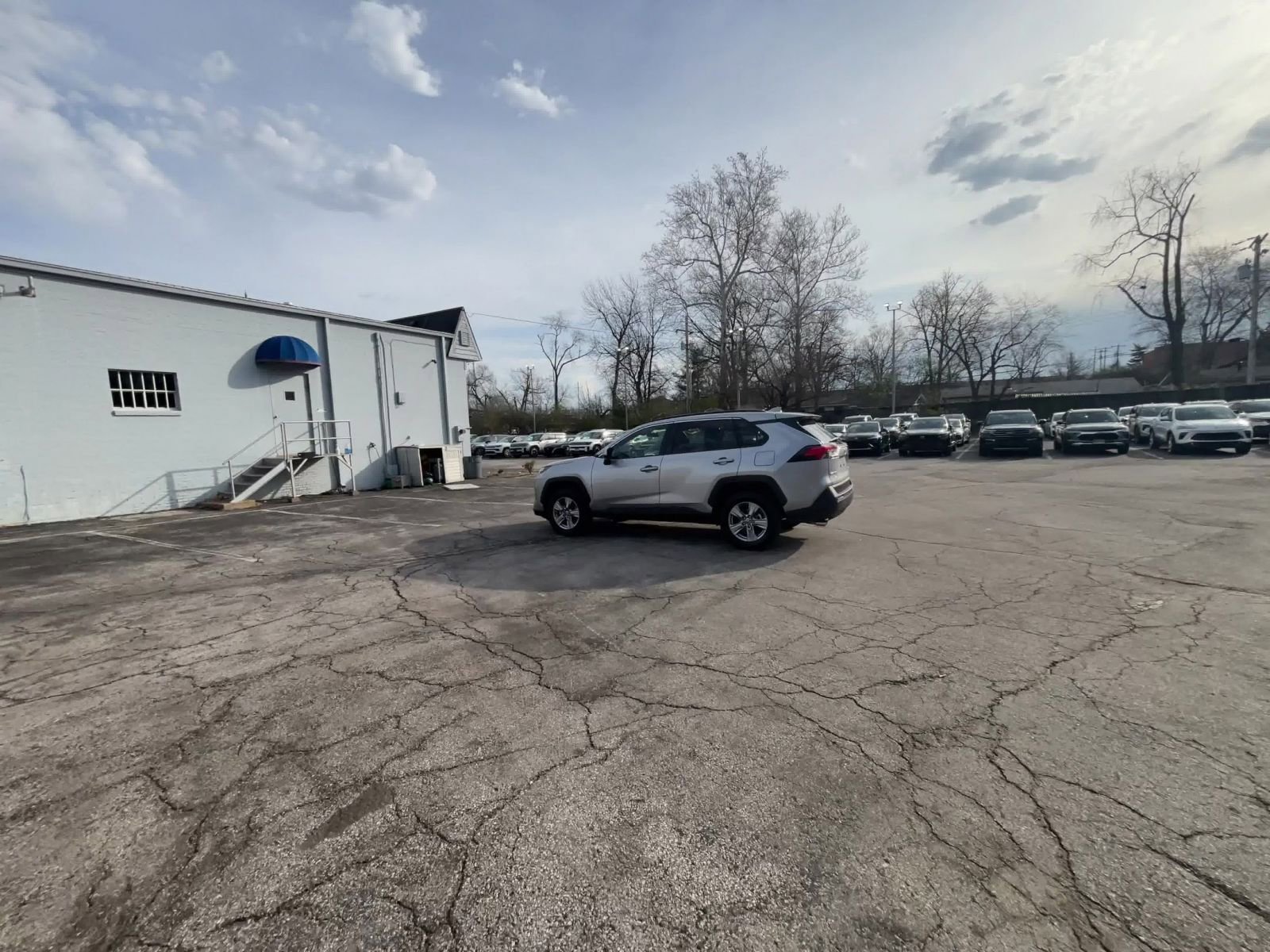 Thumbnail: 2025 Toyota RAV4 - 15