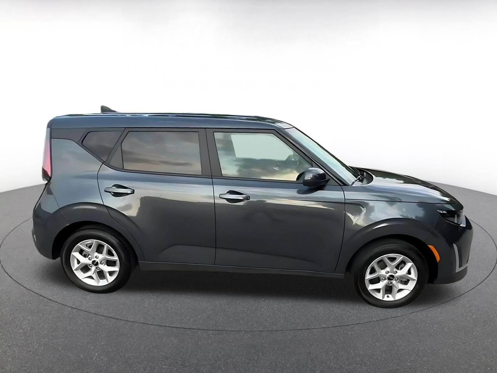 Thumbnail: 2025 Kia Soul - 15
