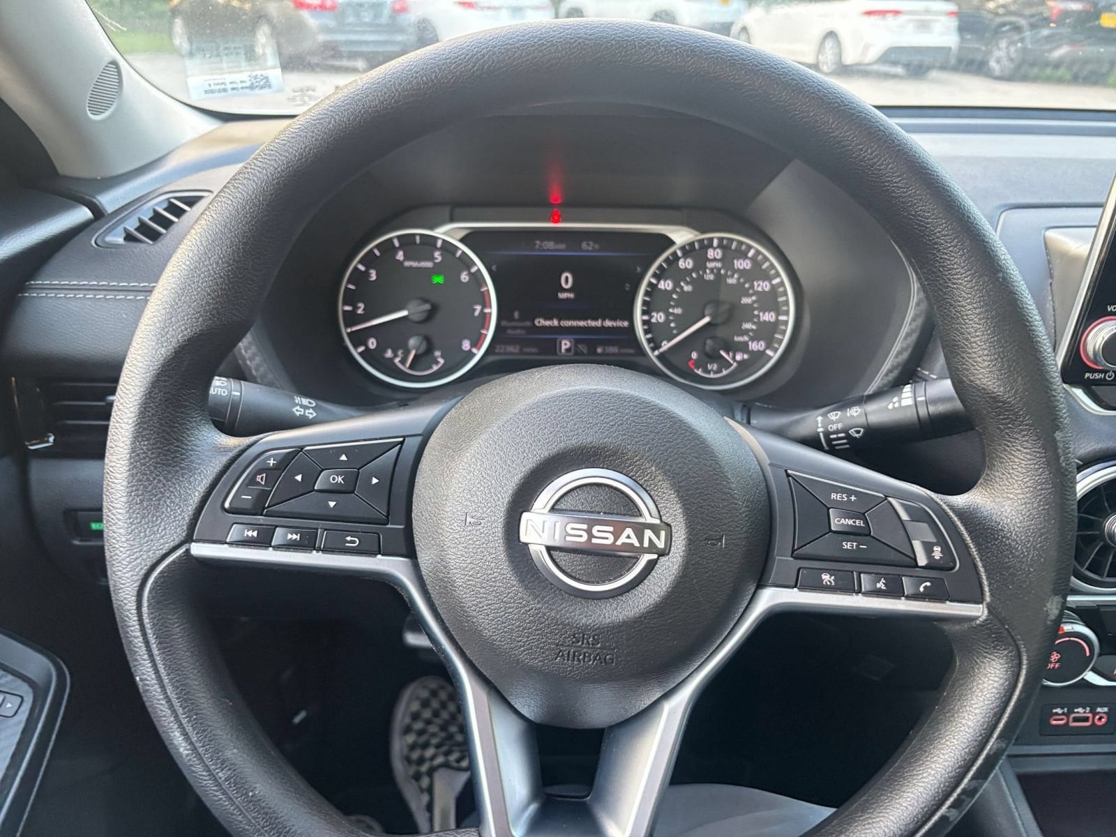 Thumbnail: 2025 Nissan Sentra - 32