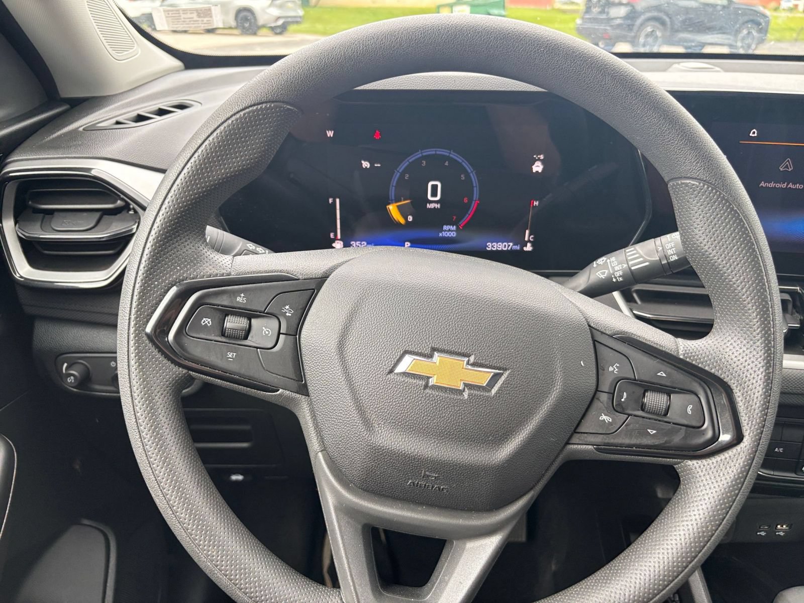 Thumbnail: 2025 Chevrolet TrailBlazer - 33