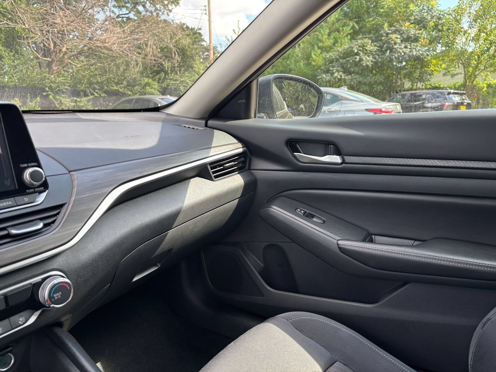 Thumbnail: 2025 Nissan Altima - 34