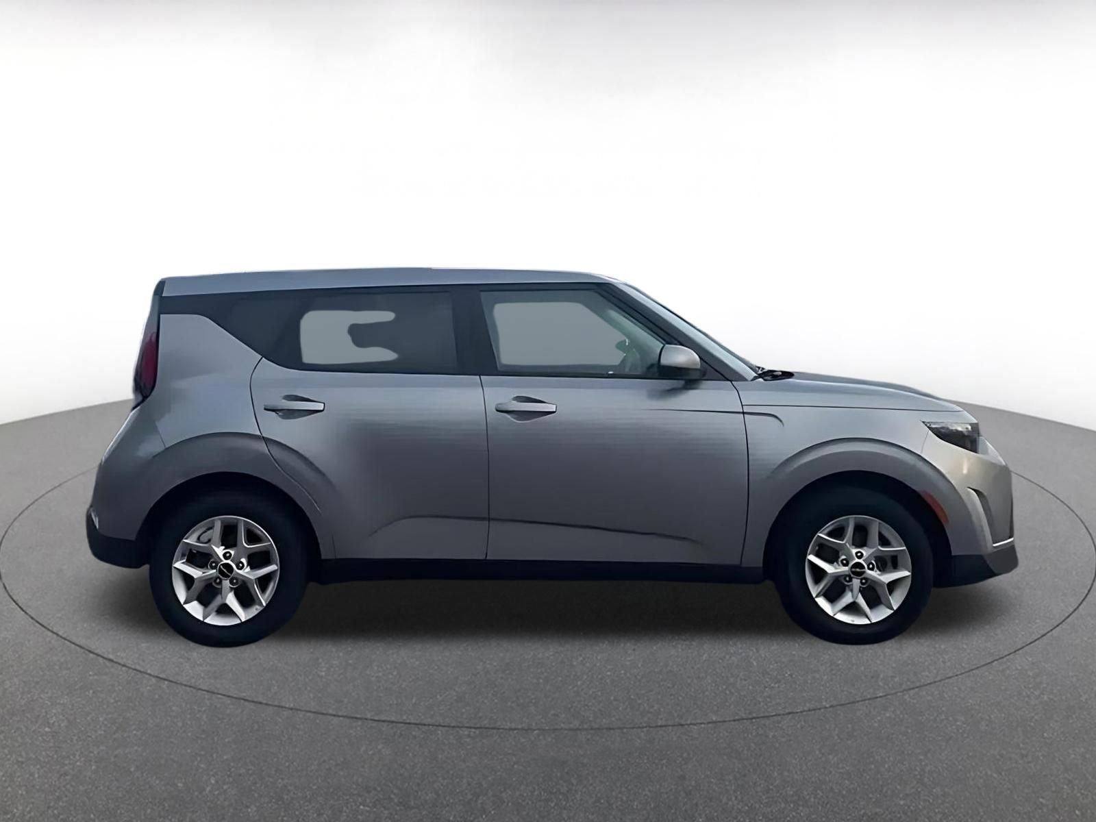 Thumbnail: 2025 Kia Soul - 16
