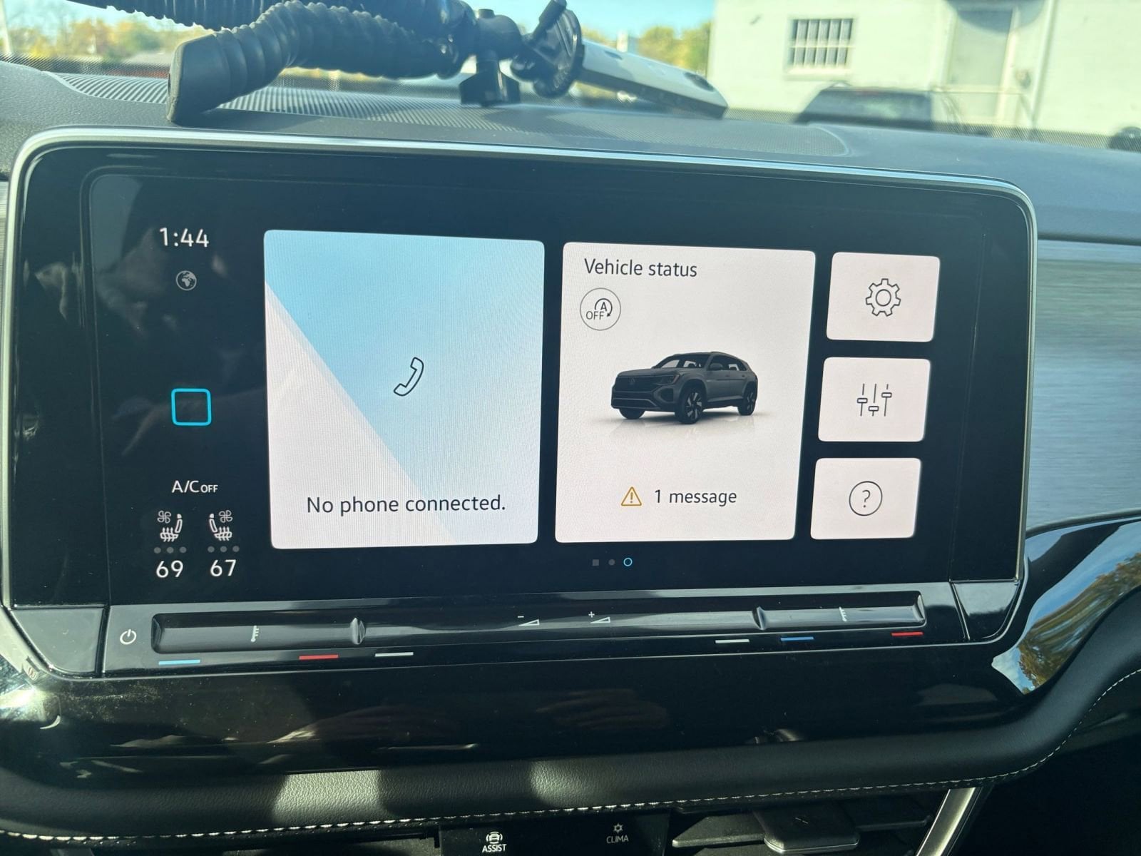 Thumbnail: 2025 Volkswagen Atlas - 21