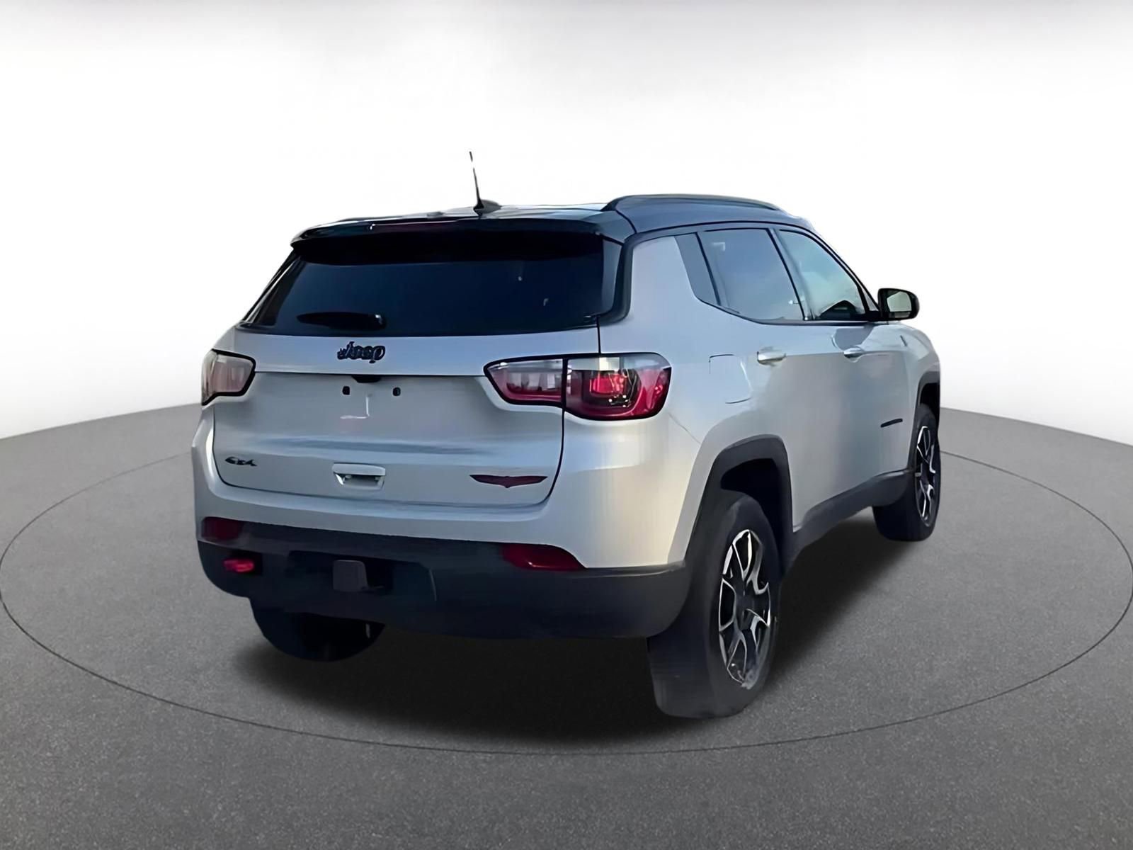 Thumbnail: 2025 Jeep Compass - 14