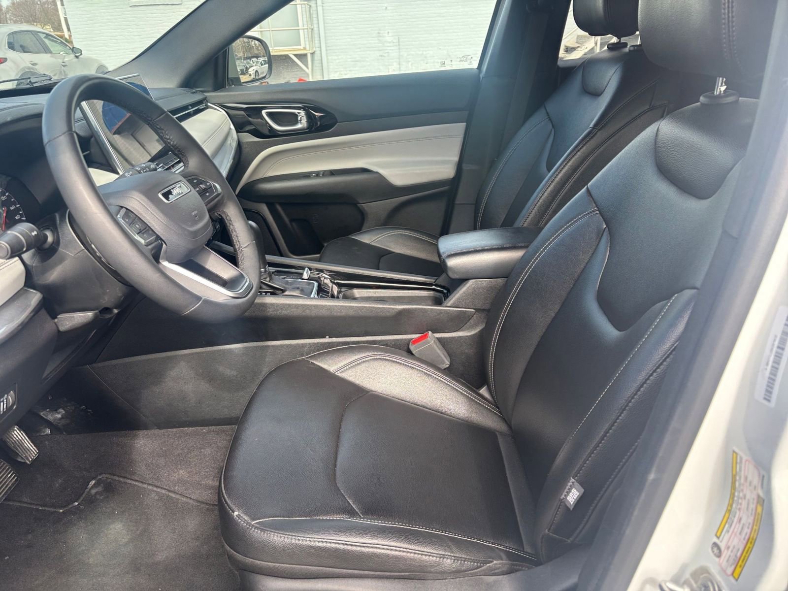 Thumbnail: 2025 Jeep Compass - 25