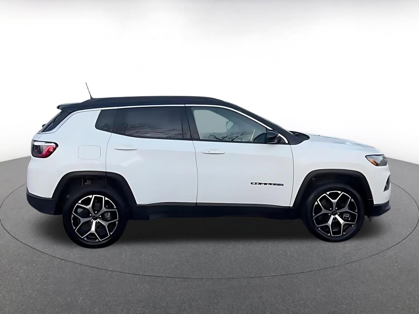 Thumbnail: 2025 Jeep Compass - 12