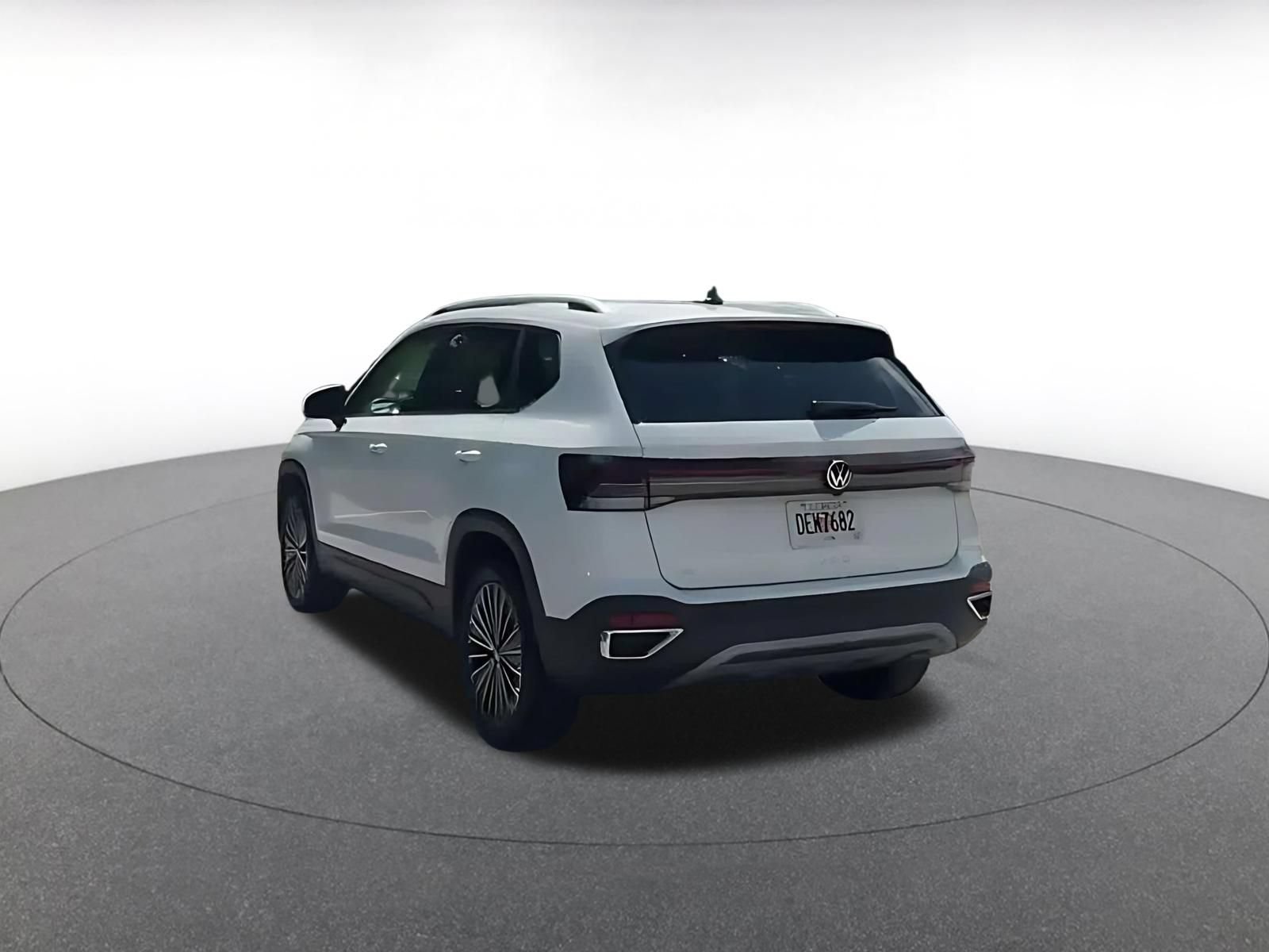 Thumbnail: 2026 Volkswagen Taos - 12