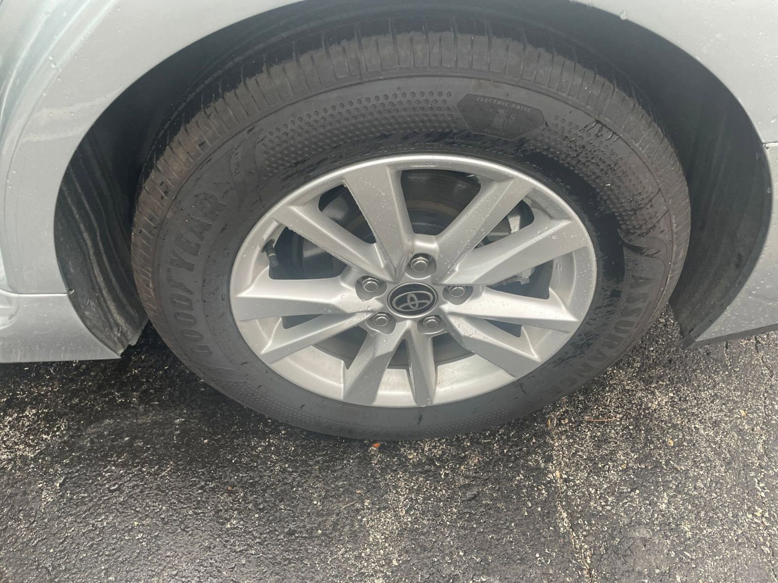 Thumbnail: 2025 Toyota Camry - 28