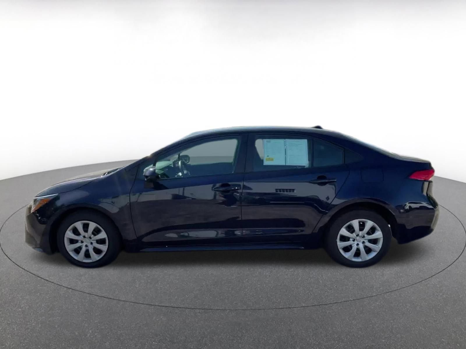 Thumbnail: 2024 Toyota Corolla - 9