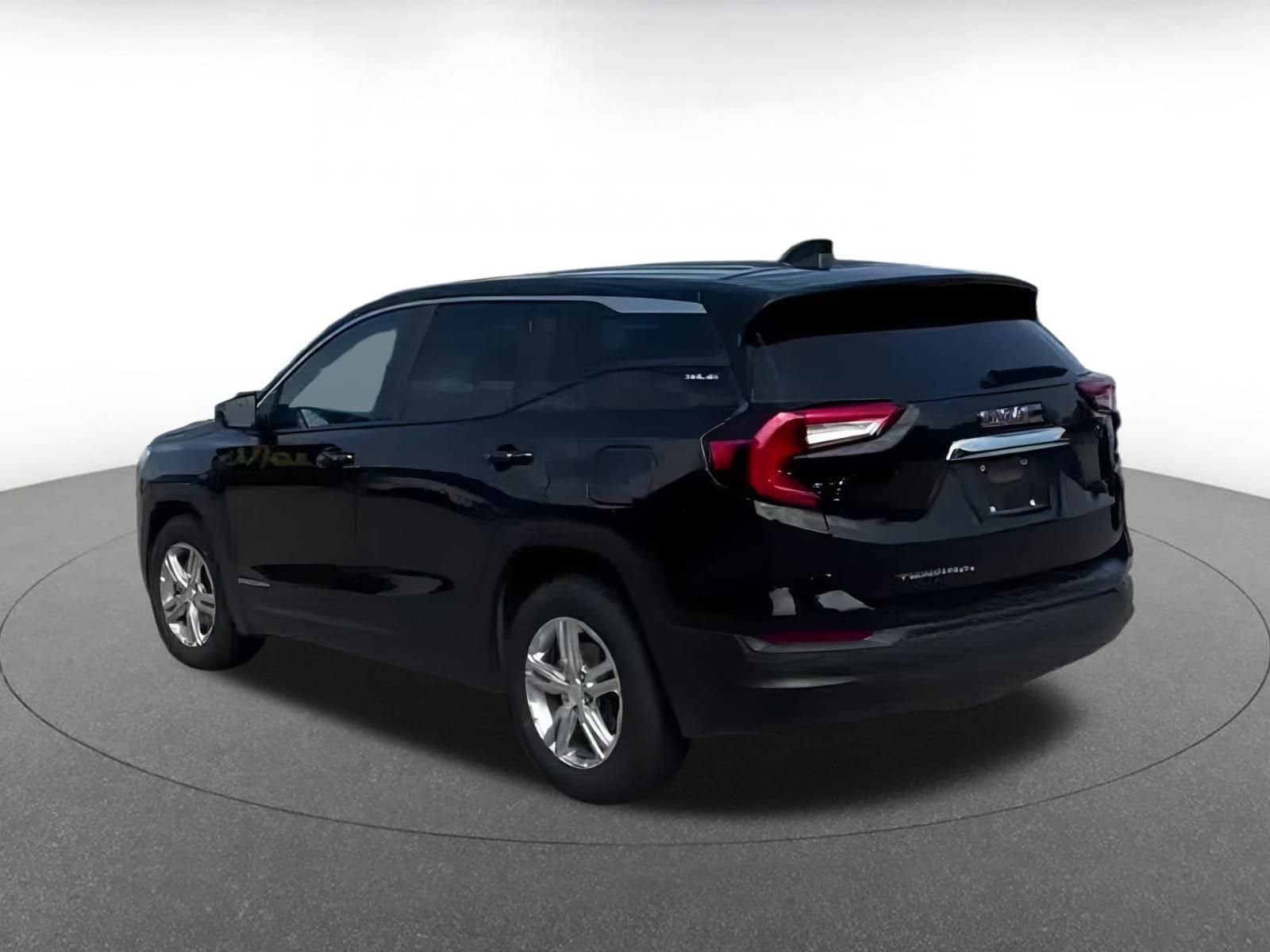 Thumbnail: 2024 GMC Terrain - 10