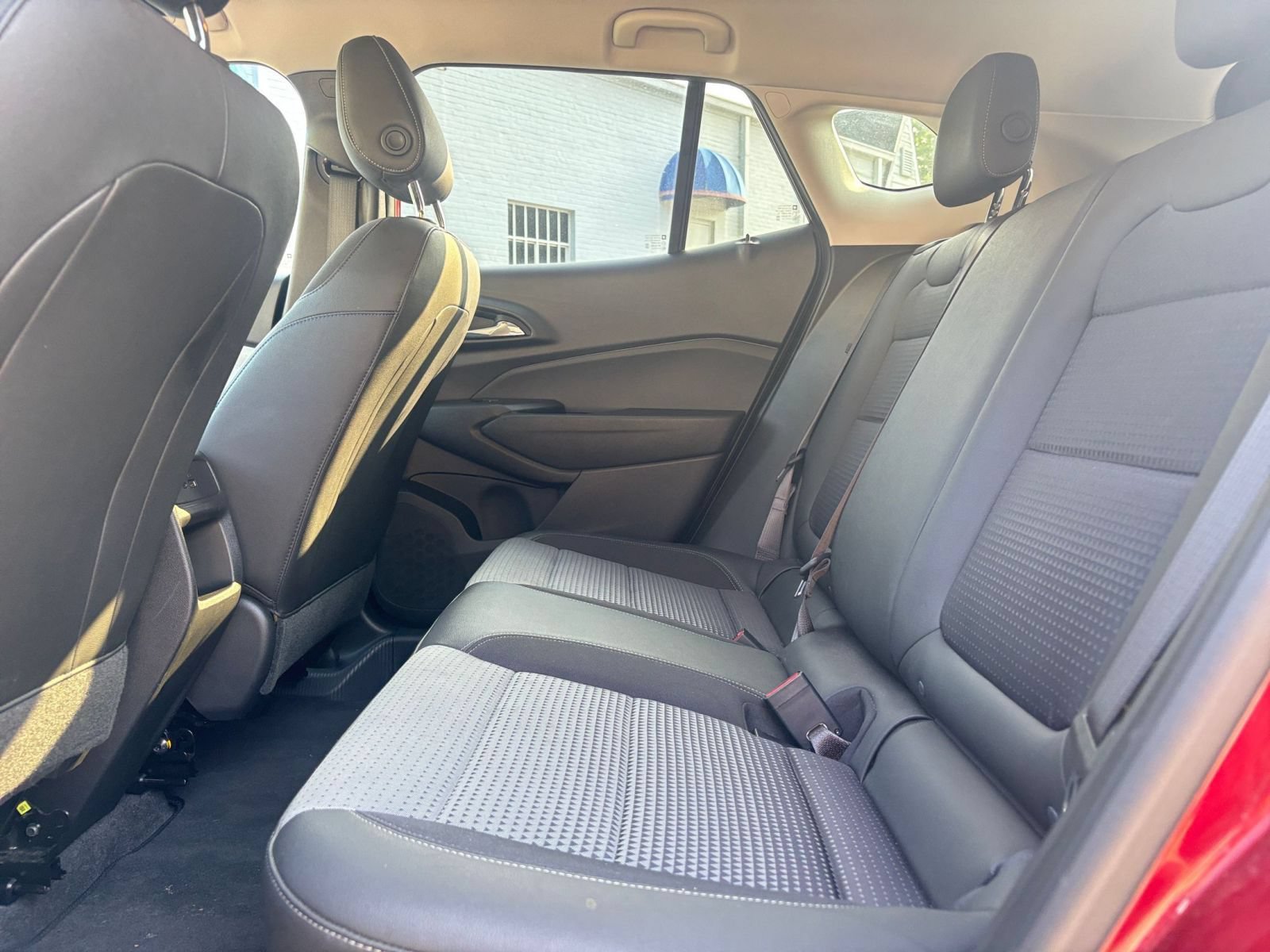 Thumbnail: 2025 Chevrolet Trax - 20