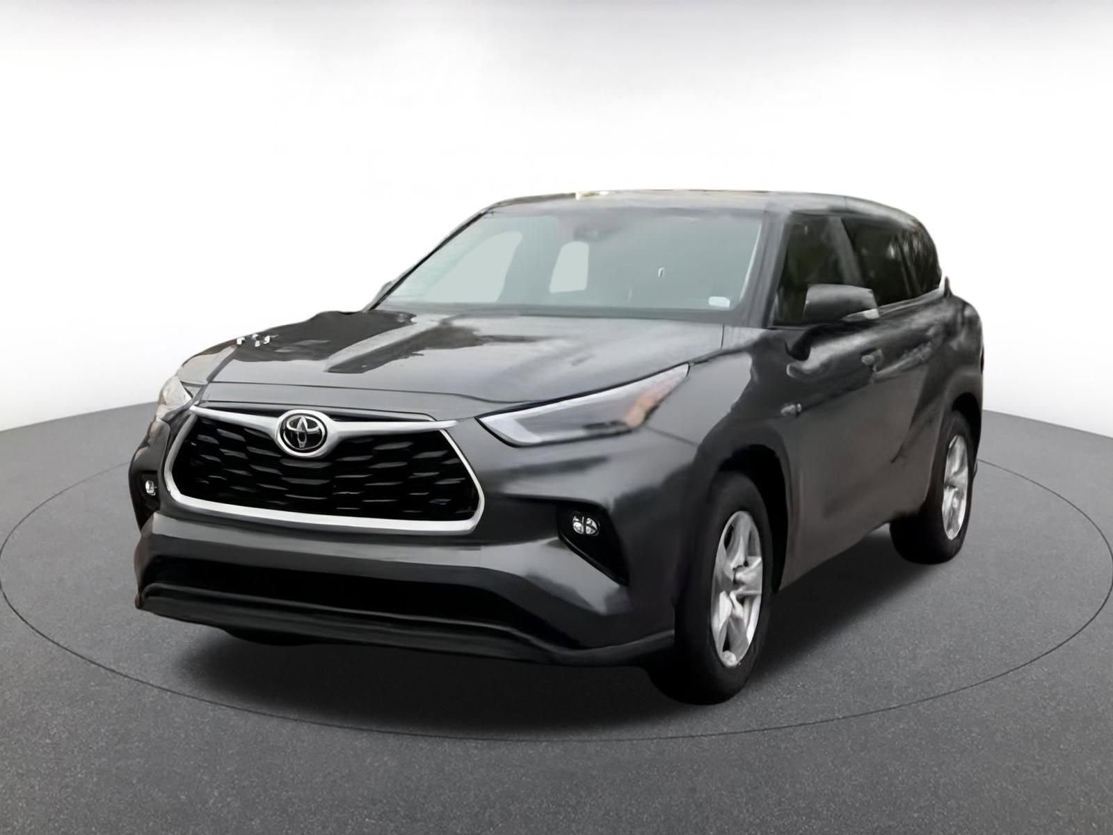 Thumbnail: 2025 Toyota Highlander - 4