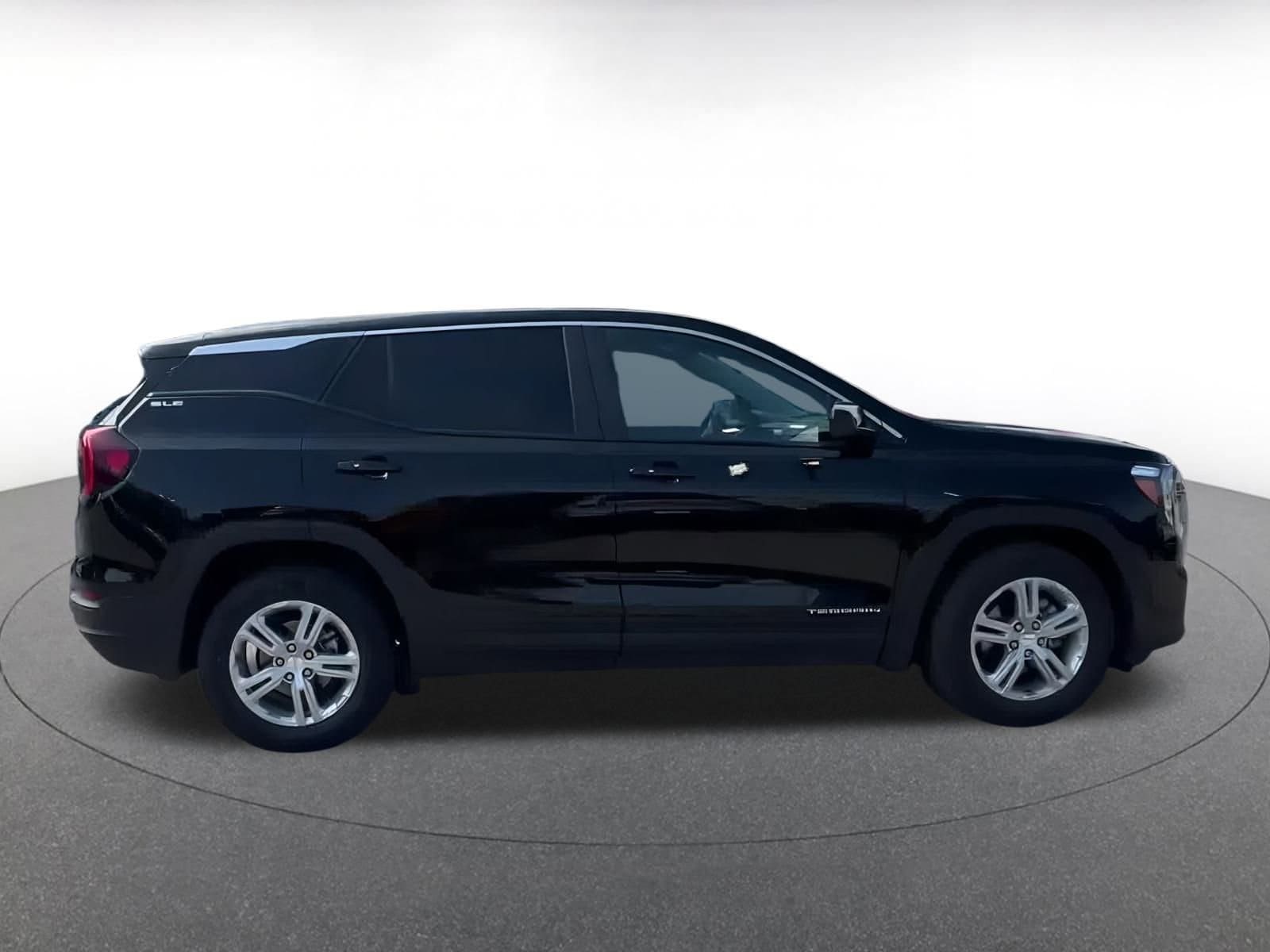 Thumbnail: 2024 GMC Terrain - 15