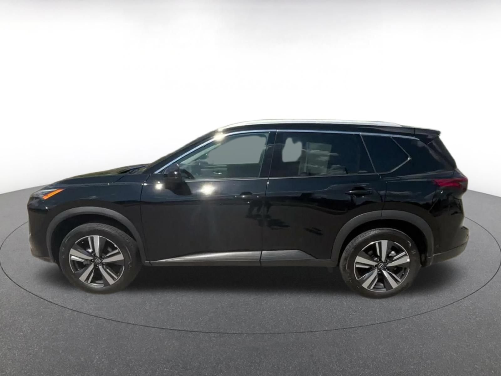 Thumbnail: 2026 Nissan Rogue - 8