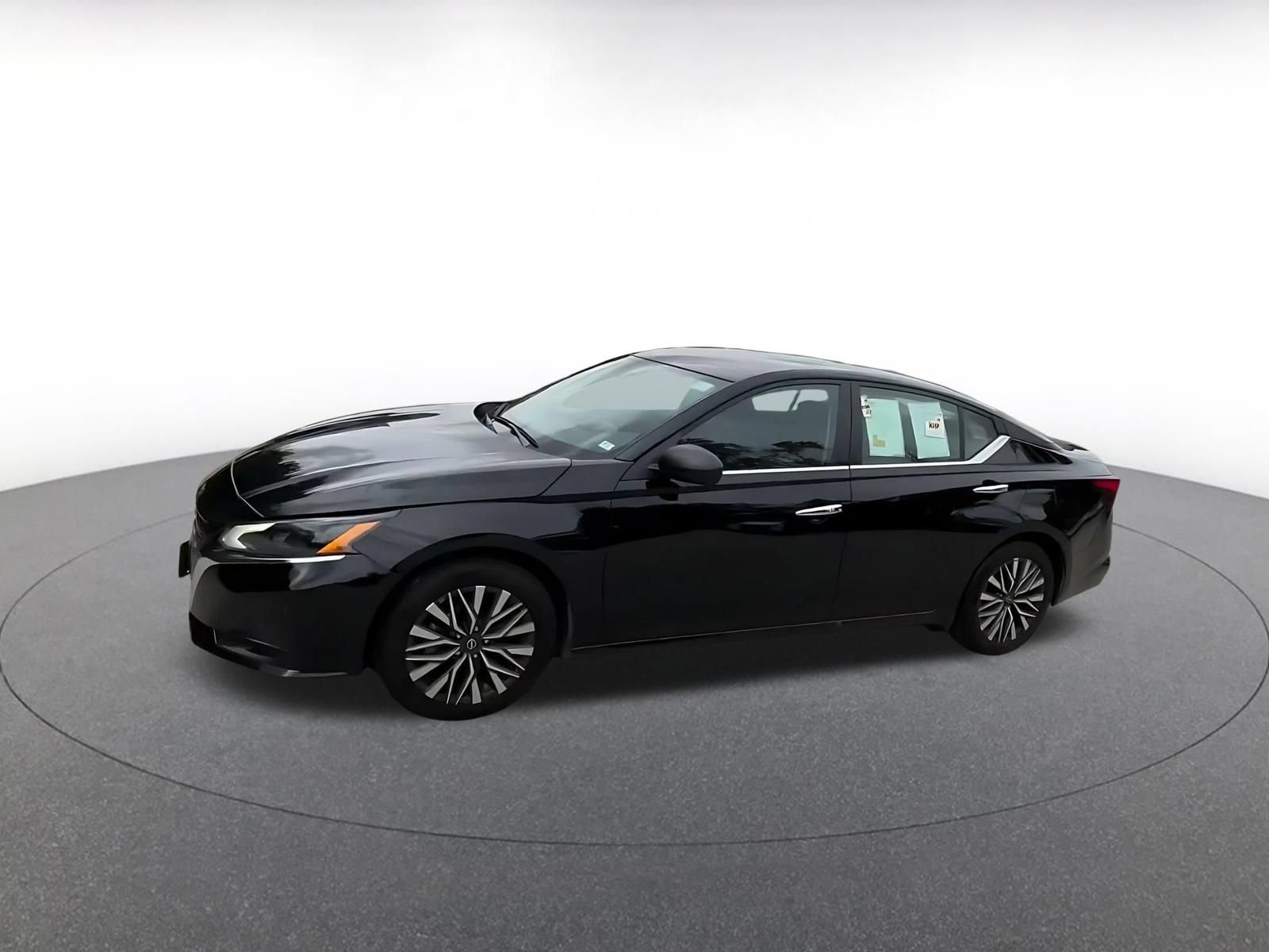 Thumbnail: 2025 Nissan Altima - 7