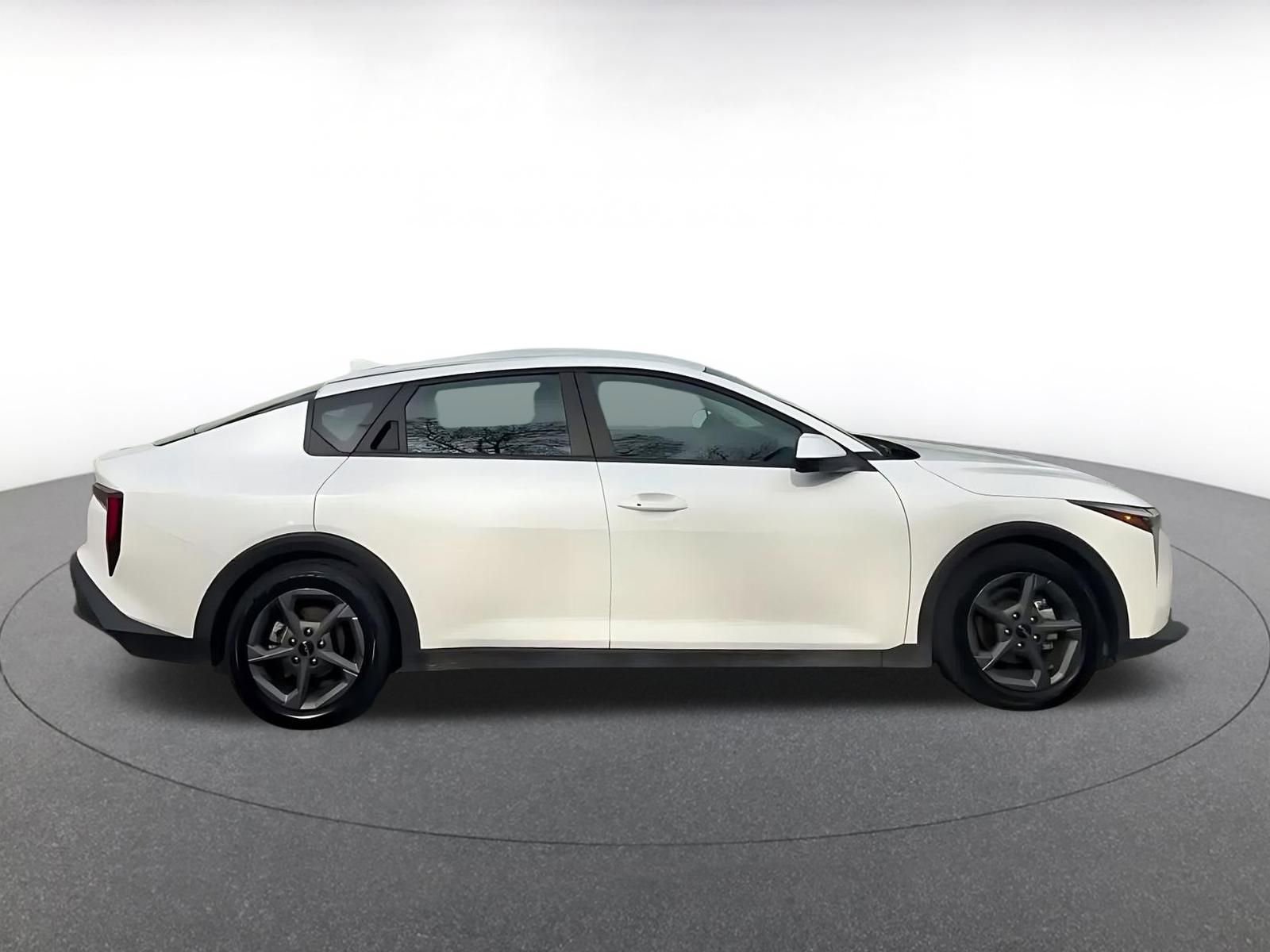 Thumbnail: 2025 Kia K4 - 16