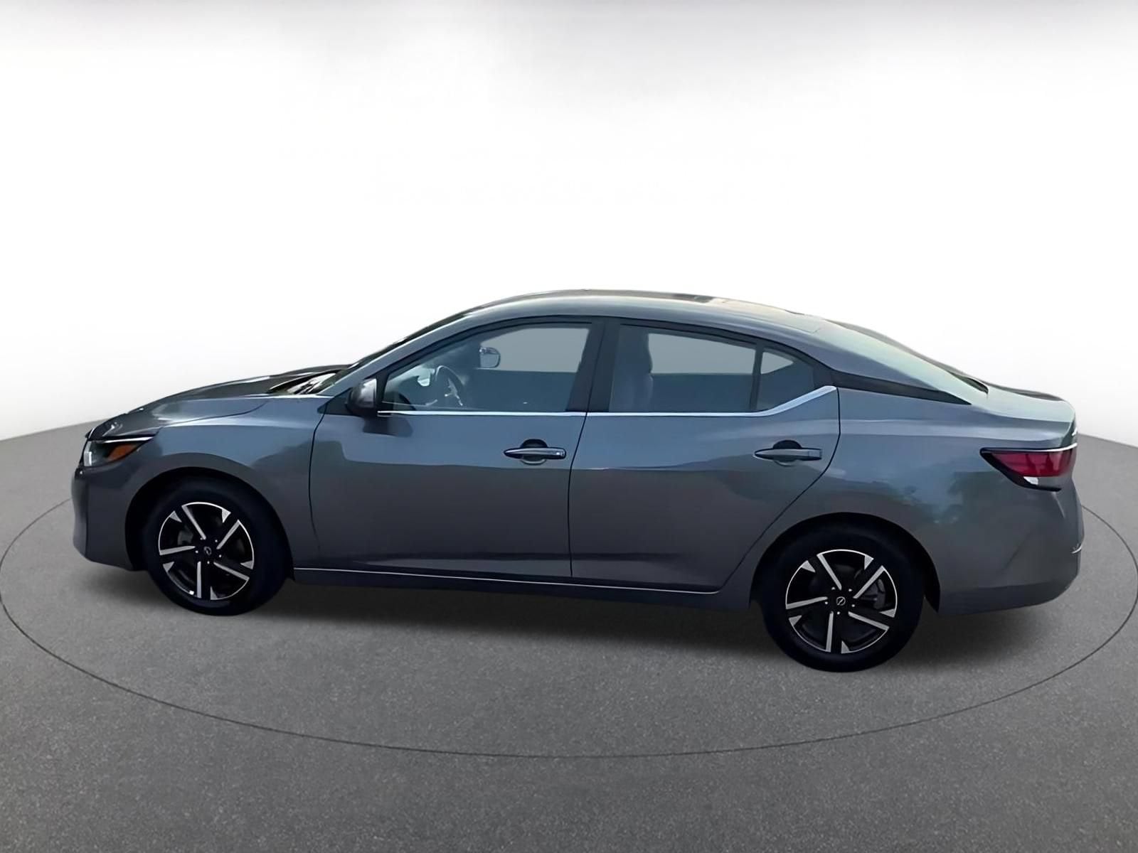 Thumbnail: 2025 Nissan Sentra - 9