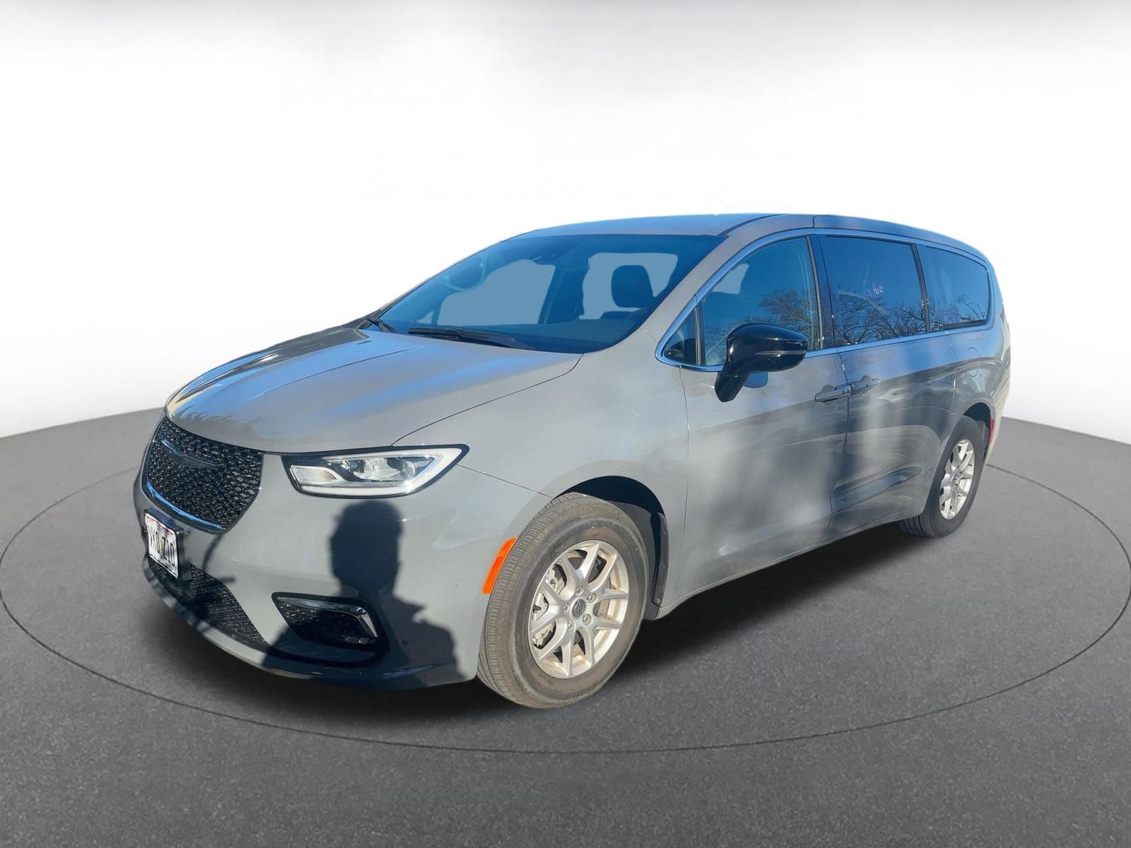 Thumbnail: 2025 Chrysler Pacifica - 4