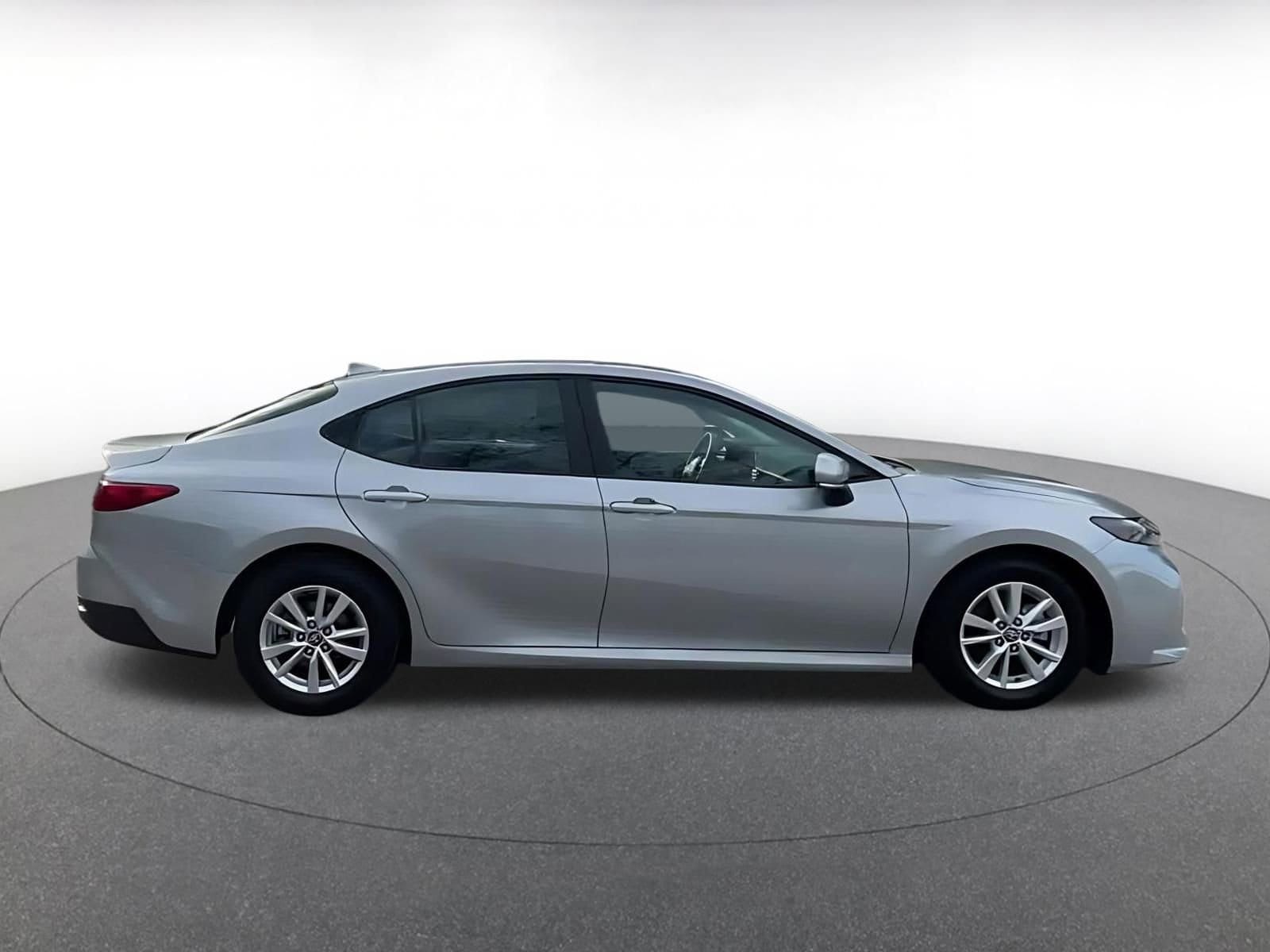 Thumbnail: 2025 Toyota Camry - 16