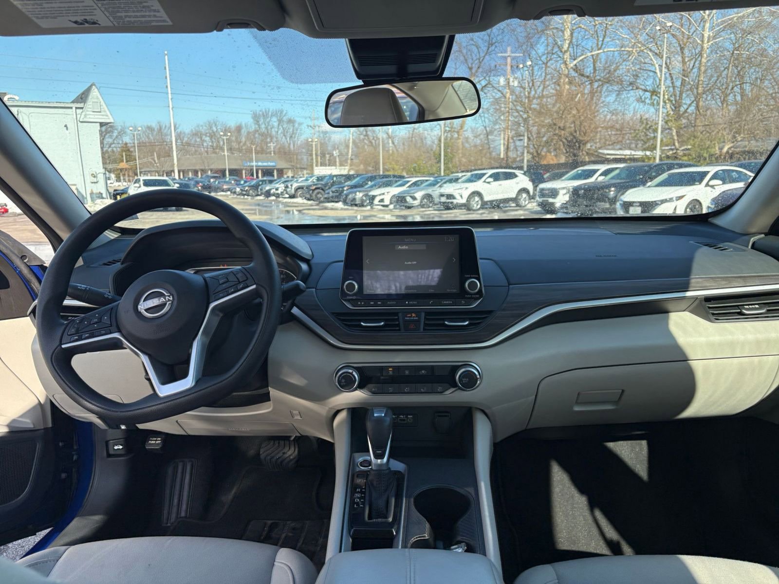 Thumbnail: 2025 Nissan Altima - 31