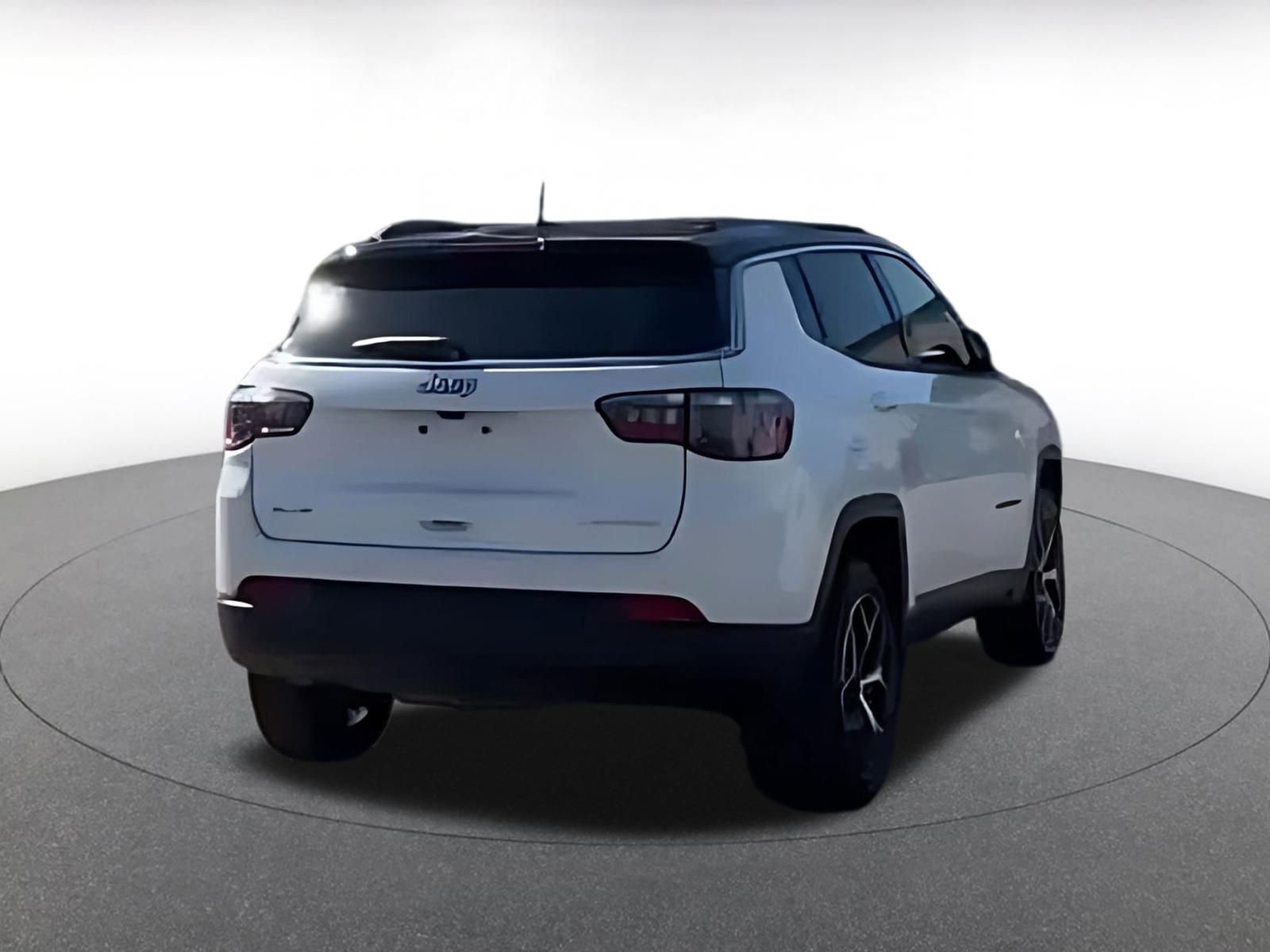 Thumbnail: 2025 Jeep Compass - 8