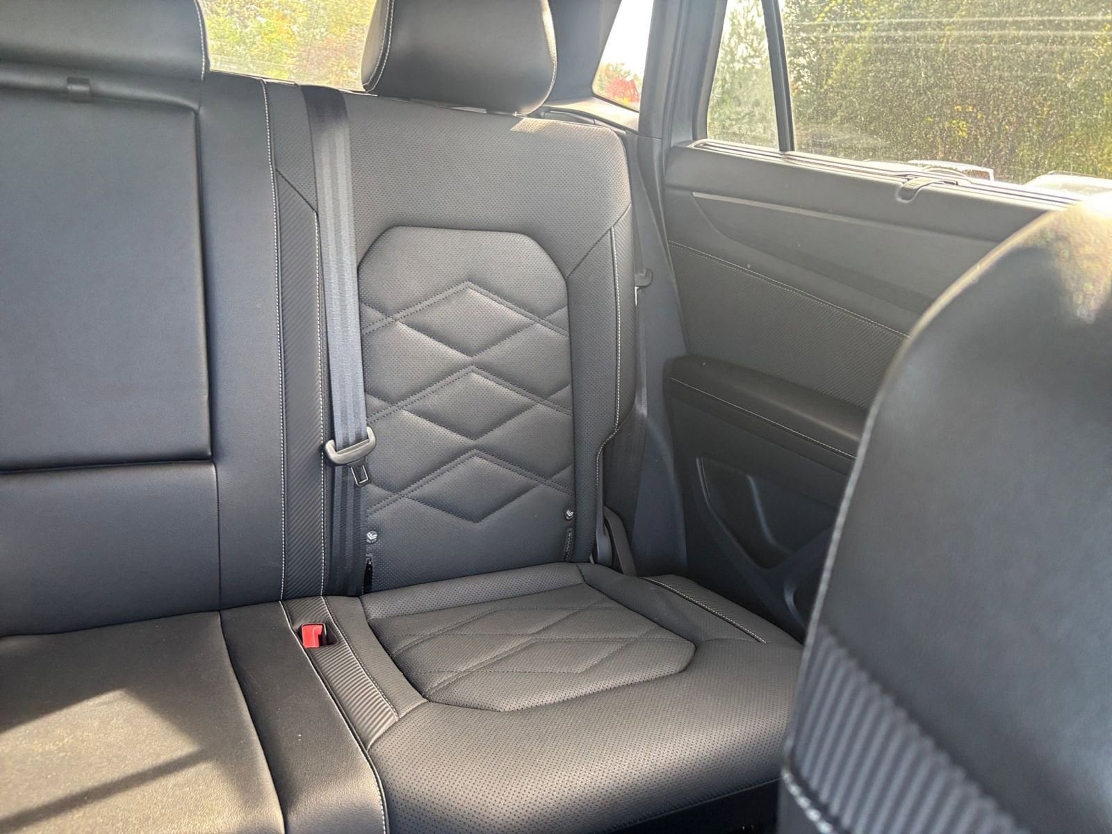 Thumbnail: 2025 Volkswagen Atlas - 35