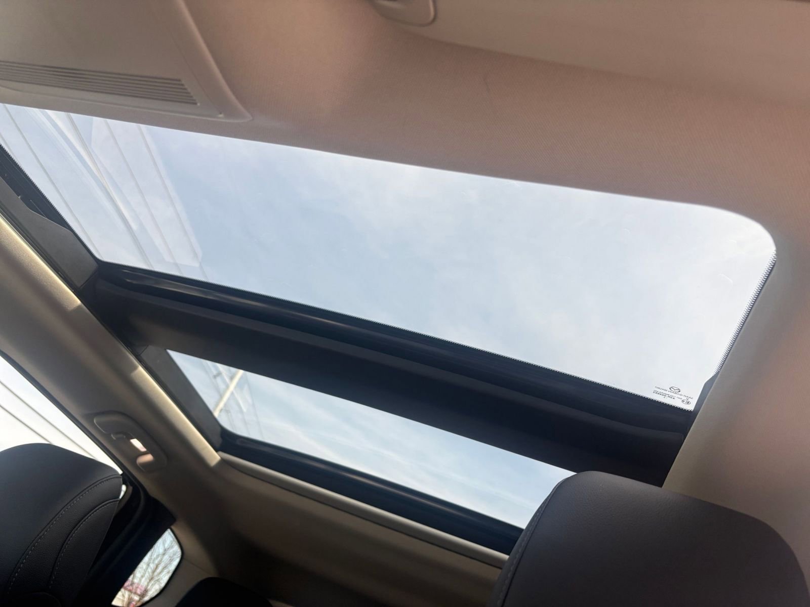 Thumbnail: 2025 Mazda CX-50 - 28