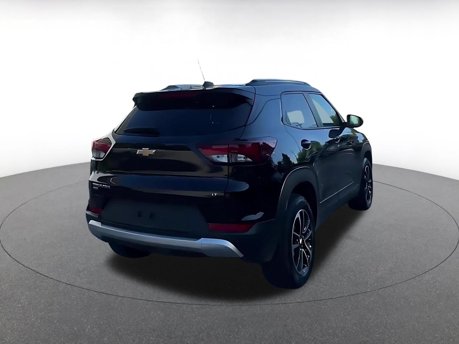 Thumbnail: 2025 Chevrolet TrailBlazer - 14