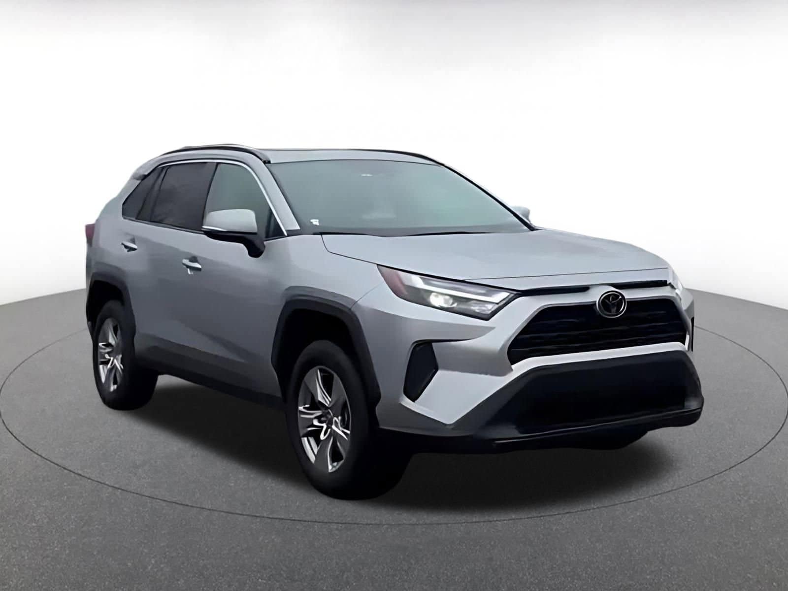 Thumbnail: 2025 Toyota RAV4 - 3