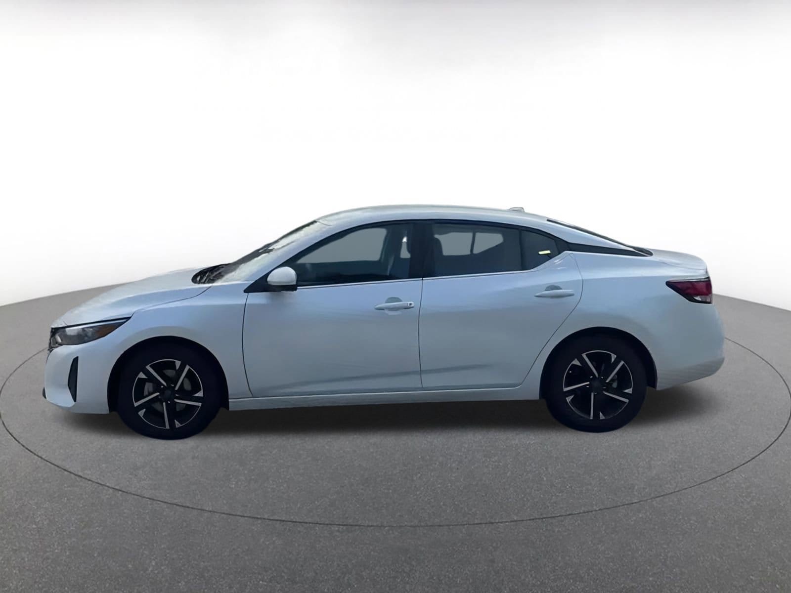 Thumbnail: 2024 Nissan Sentra - 8