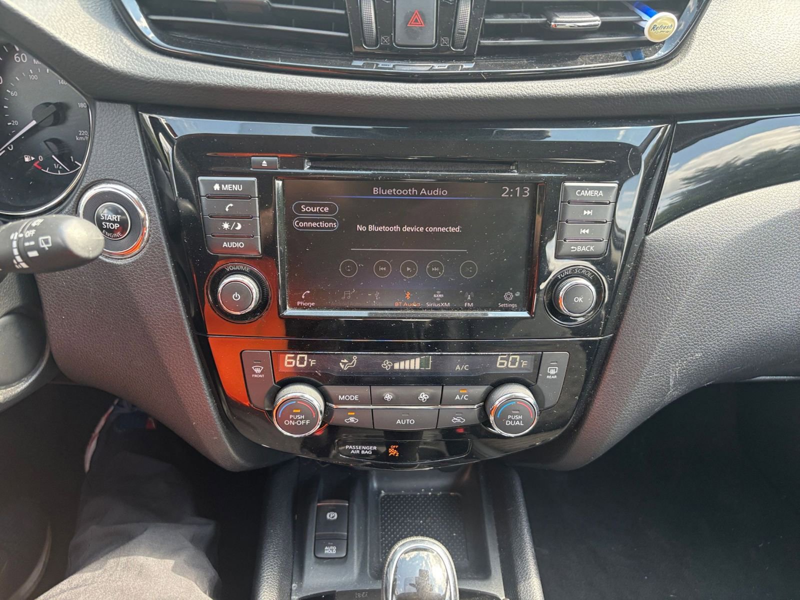 Thumbnail: 2022 Nissan Rogue Sport - 21