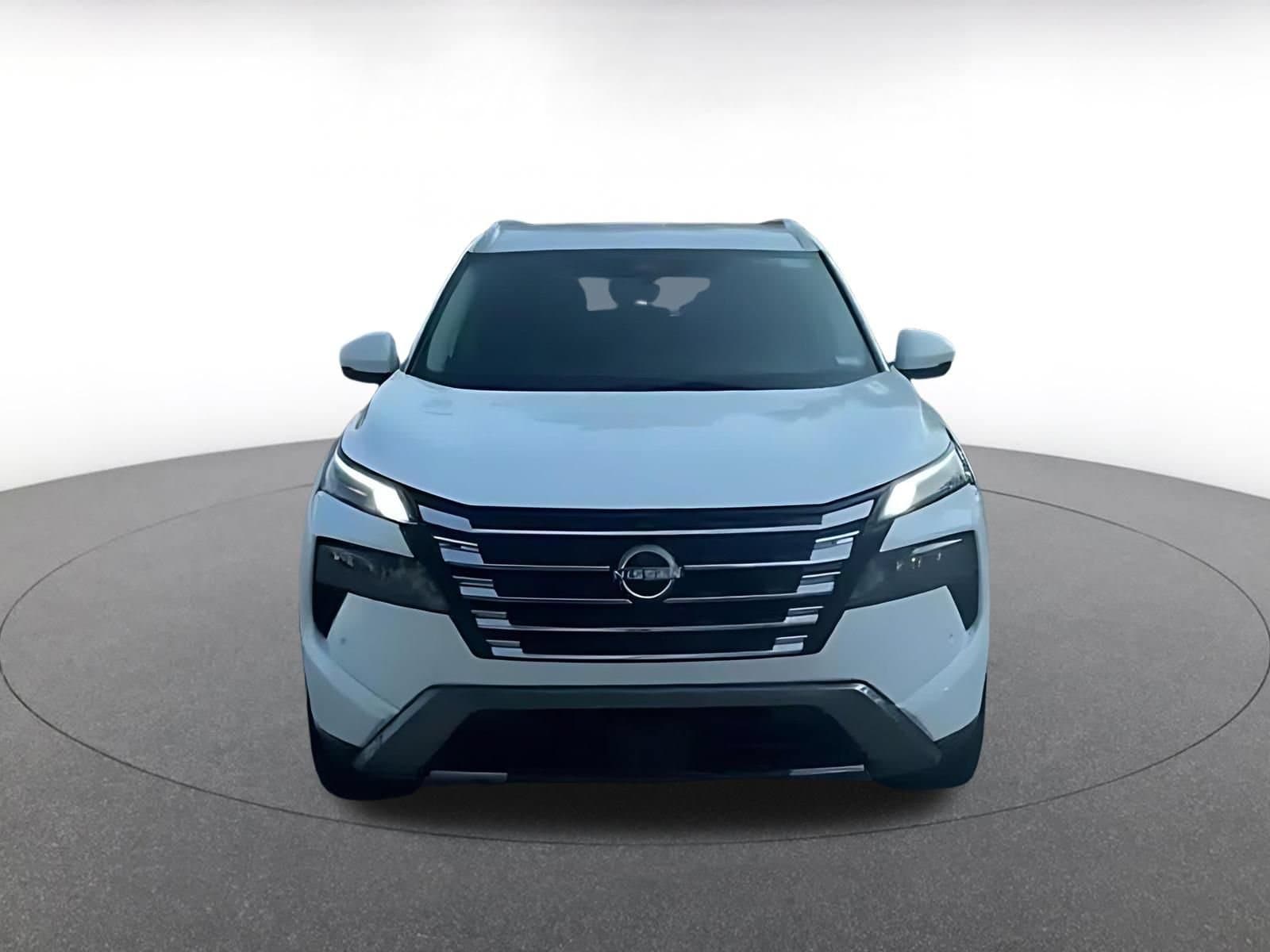 Thumbnail: 2026 Nissan Rogue - 4