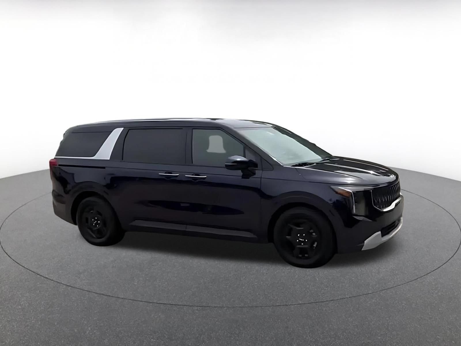 Thumbnail: 2026 Kia Carnival - 2