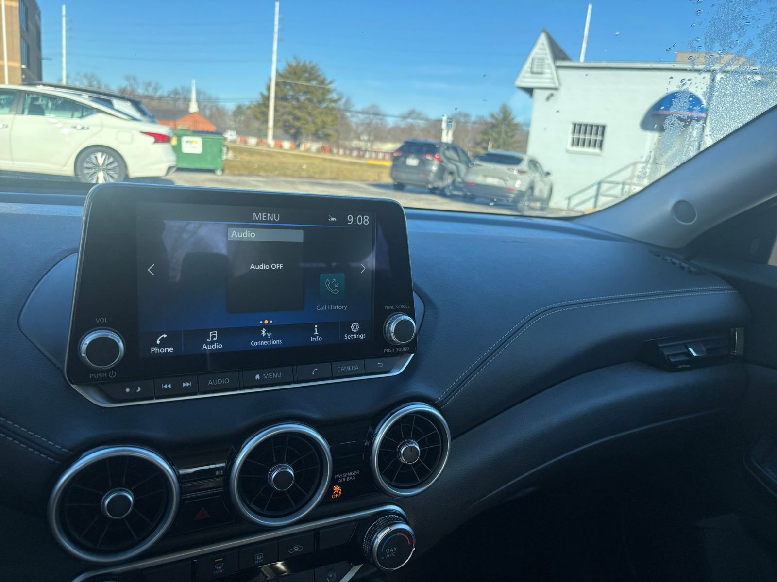 Thumbnail: 2025 Nissan Sentra - 33