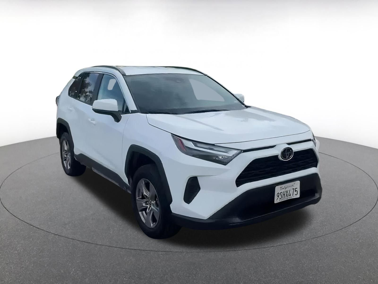 Thumbnail: 2025 Toyota RAV4 - 3