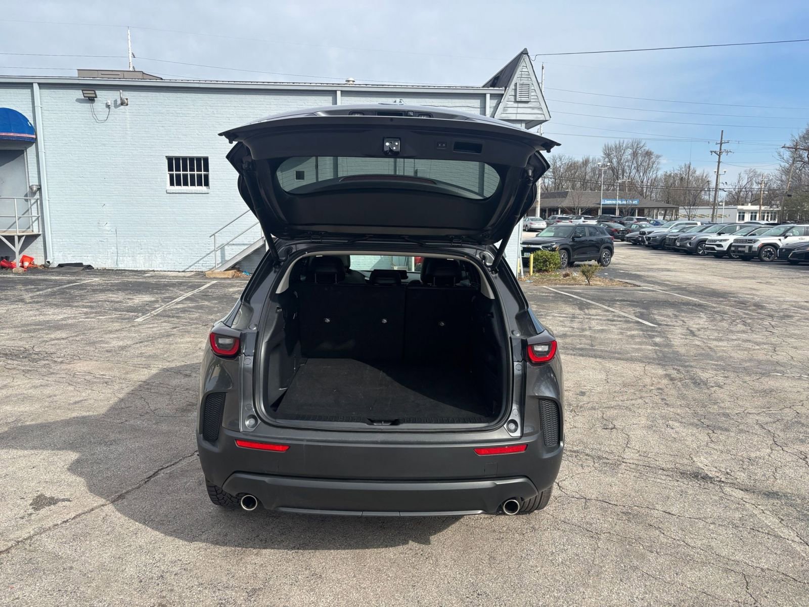 Thumbnail: 2025 Mazda CX-50 - 31