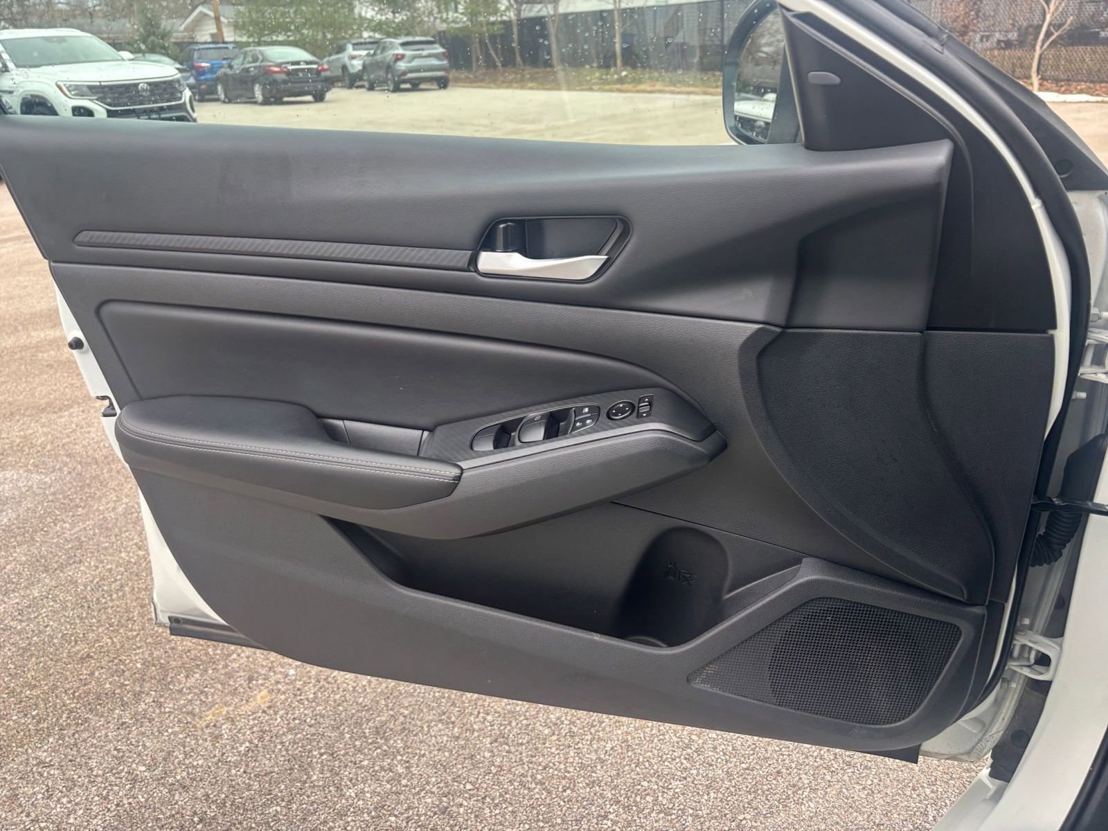 Thumbnail: 2025 Nissan Altima - 18