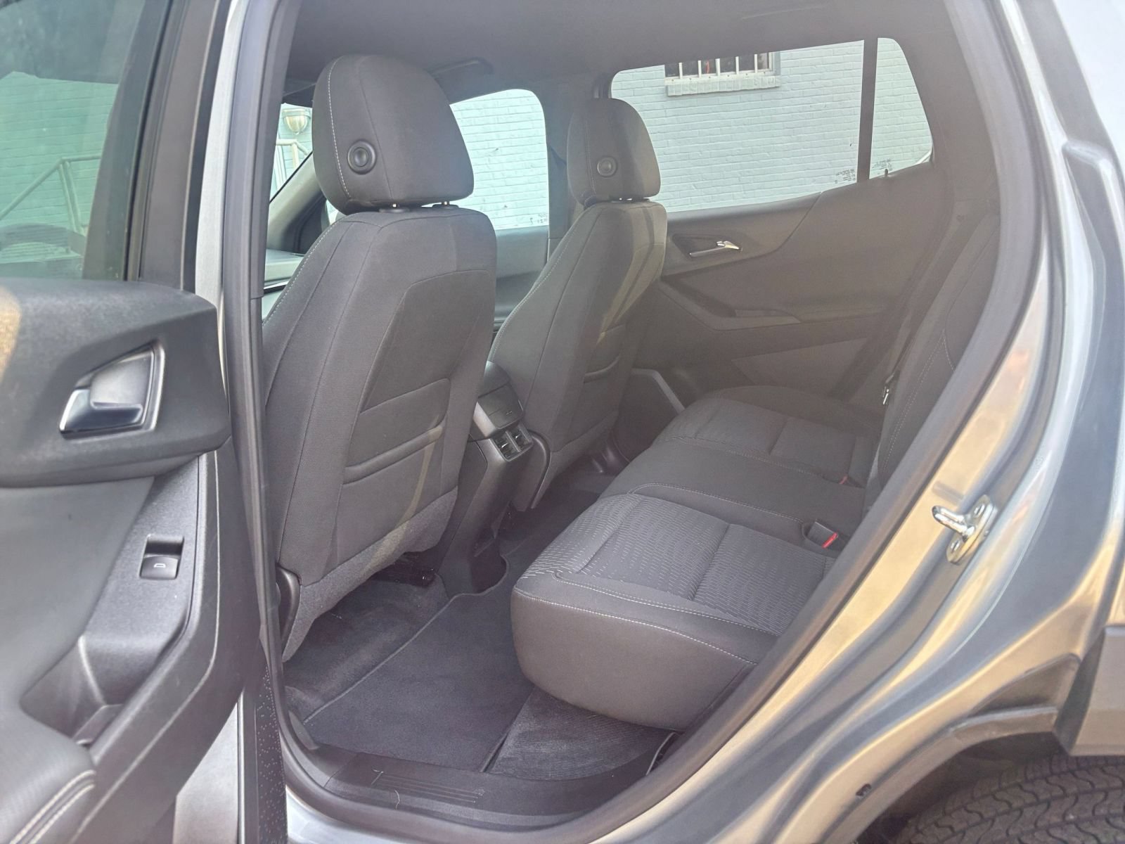 Thumbnail: 2025 Chevrolet Equinox - 25