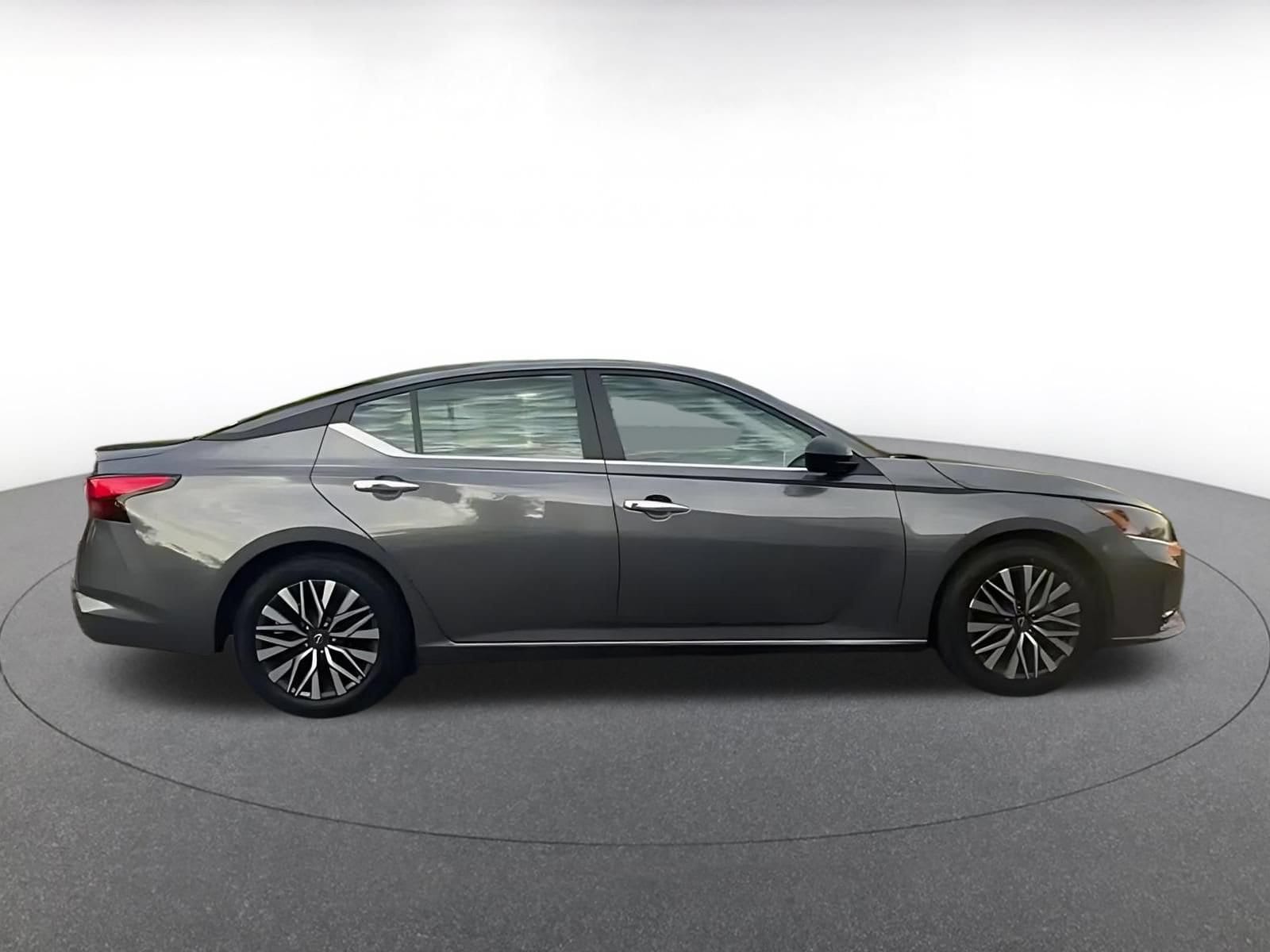 Thumbnail: 2025 Nissan Altima - 13