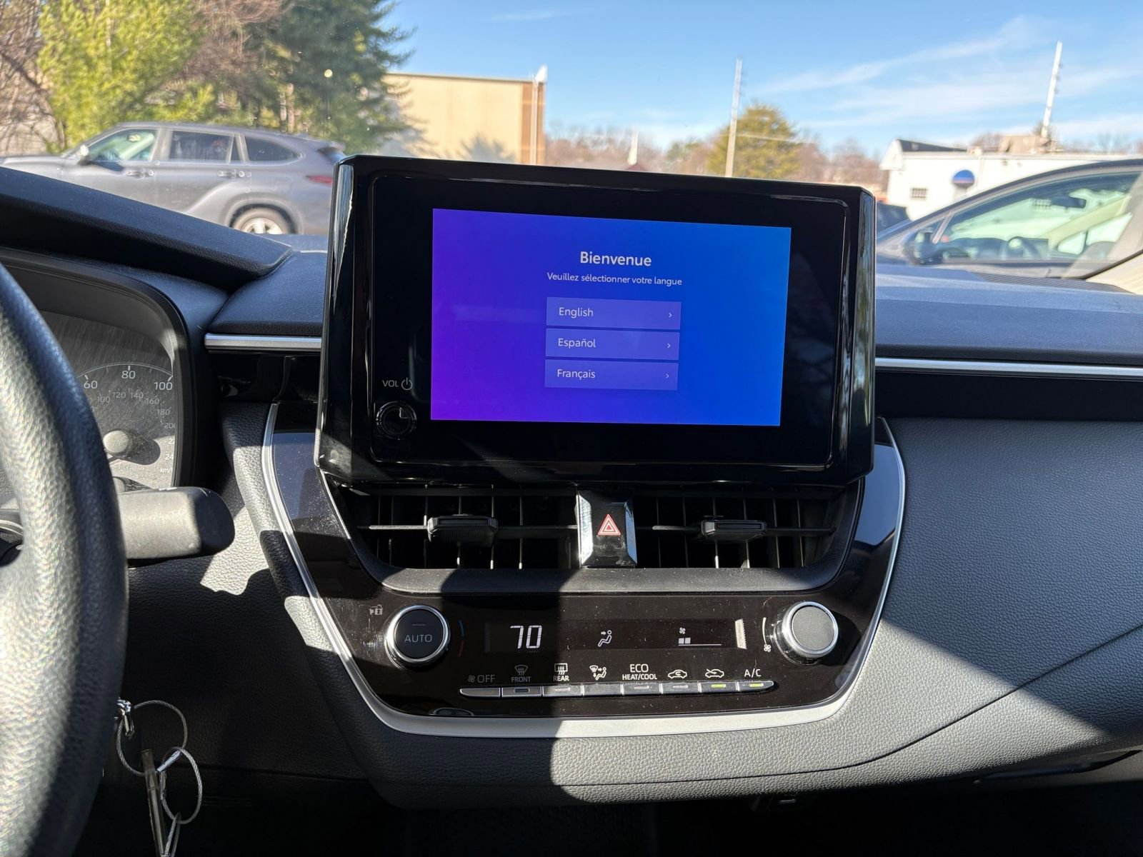 Thumbnail: 2025 Toyota Corolla - 18