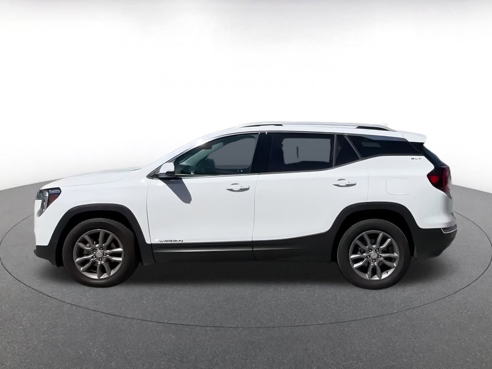 Thumbnail: 2024 GMC Terrain - 9