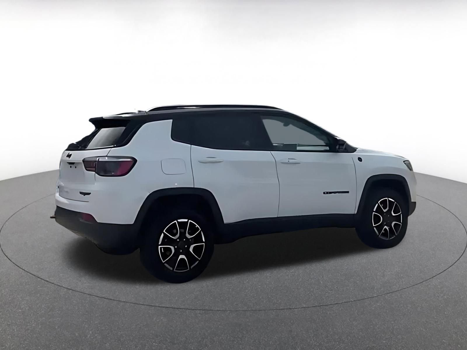 Thumbnail: 2025 Jeep Compass - 4