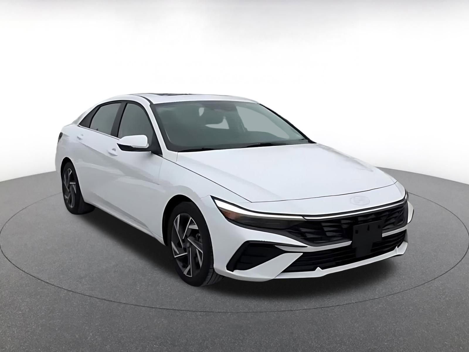 Thumbnail: 2025 Hyundai Elantra - 3