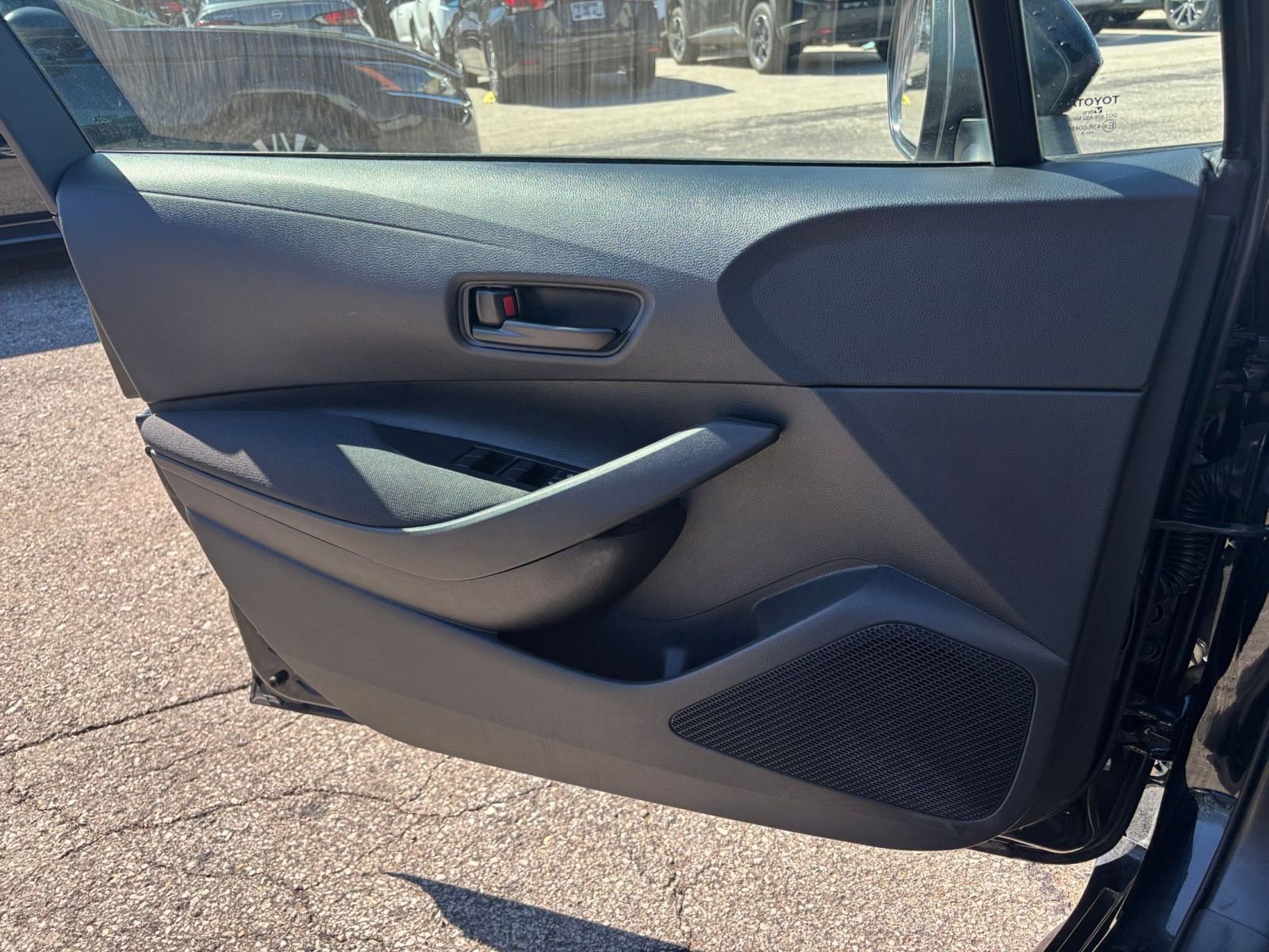 Thumbnail: 2025 Toyota Corolla - 18