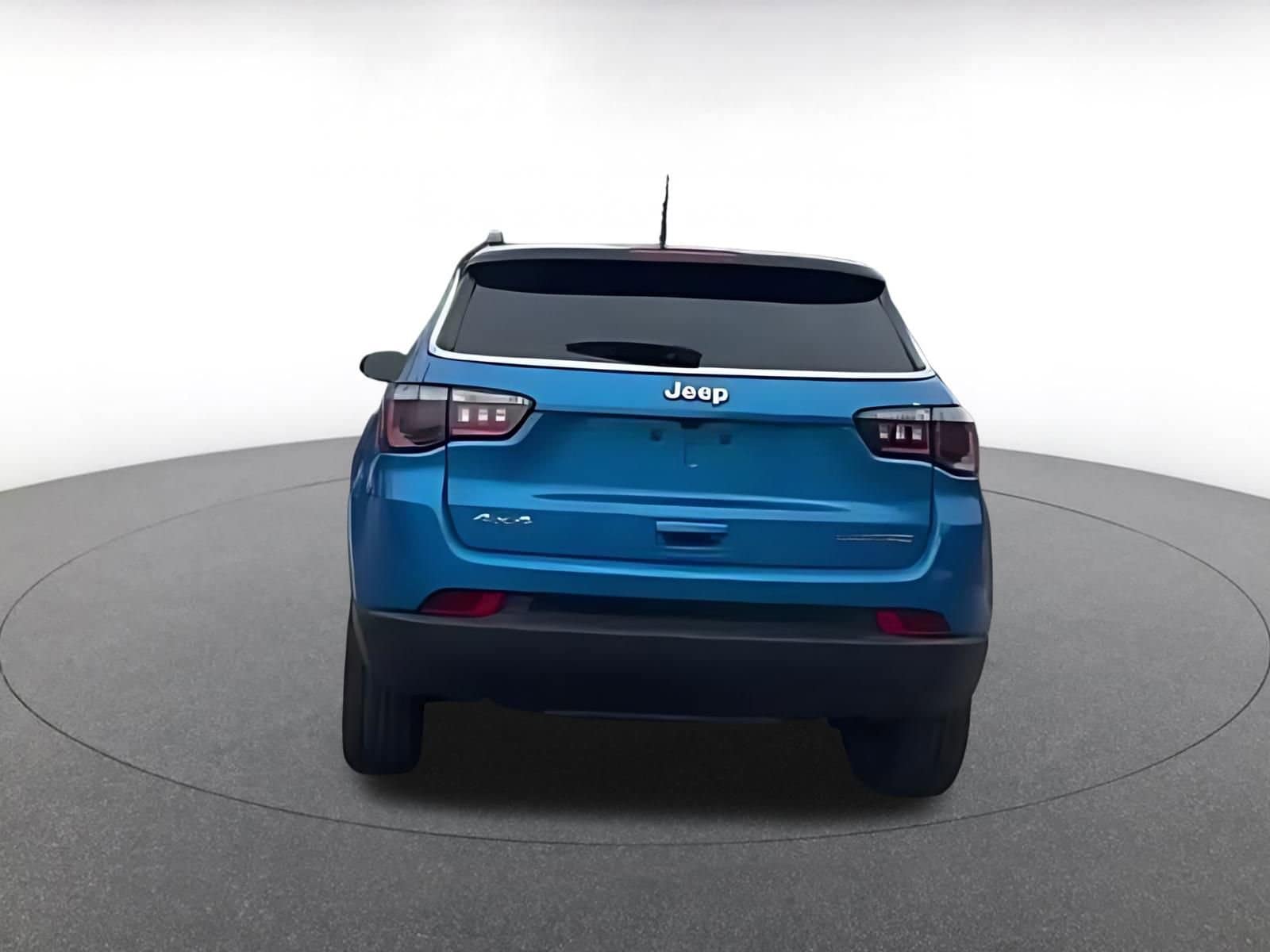 Thumbnail: 2025 Jeep Compass - 16