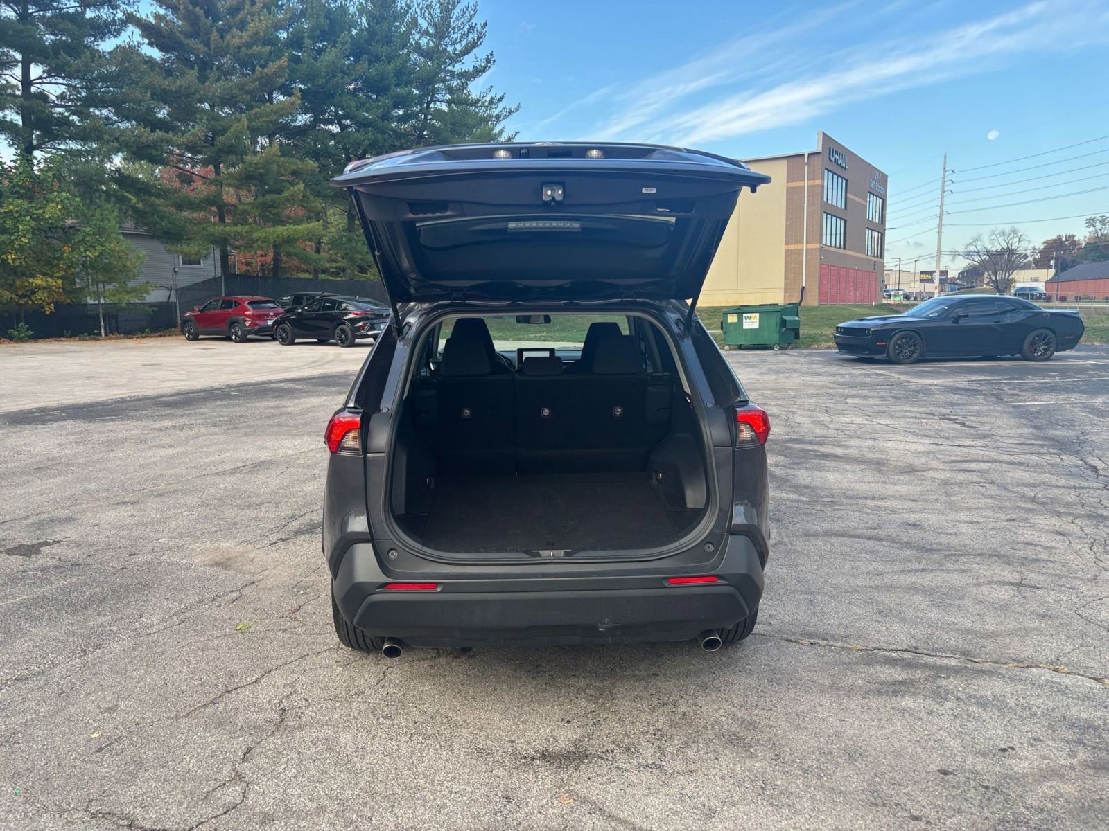 Thumbnail: 2025 Toyota RAV4 - 29