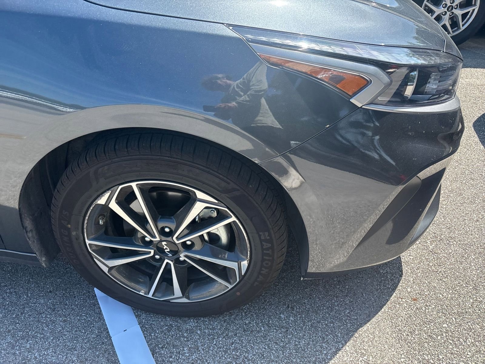 Thumbnail: 2024 Kia Forte - 7